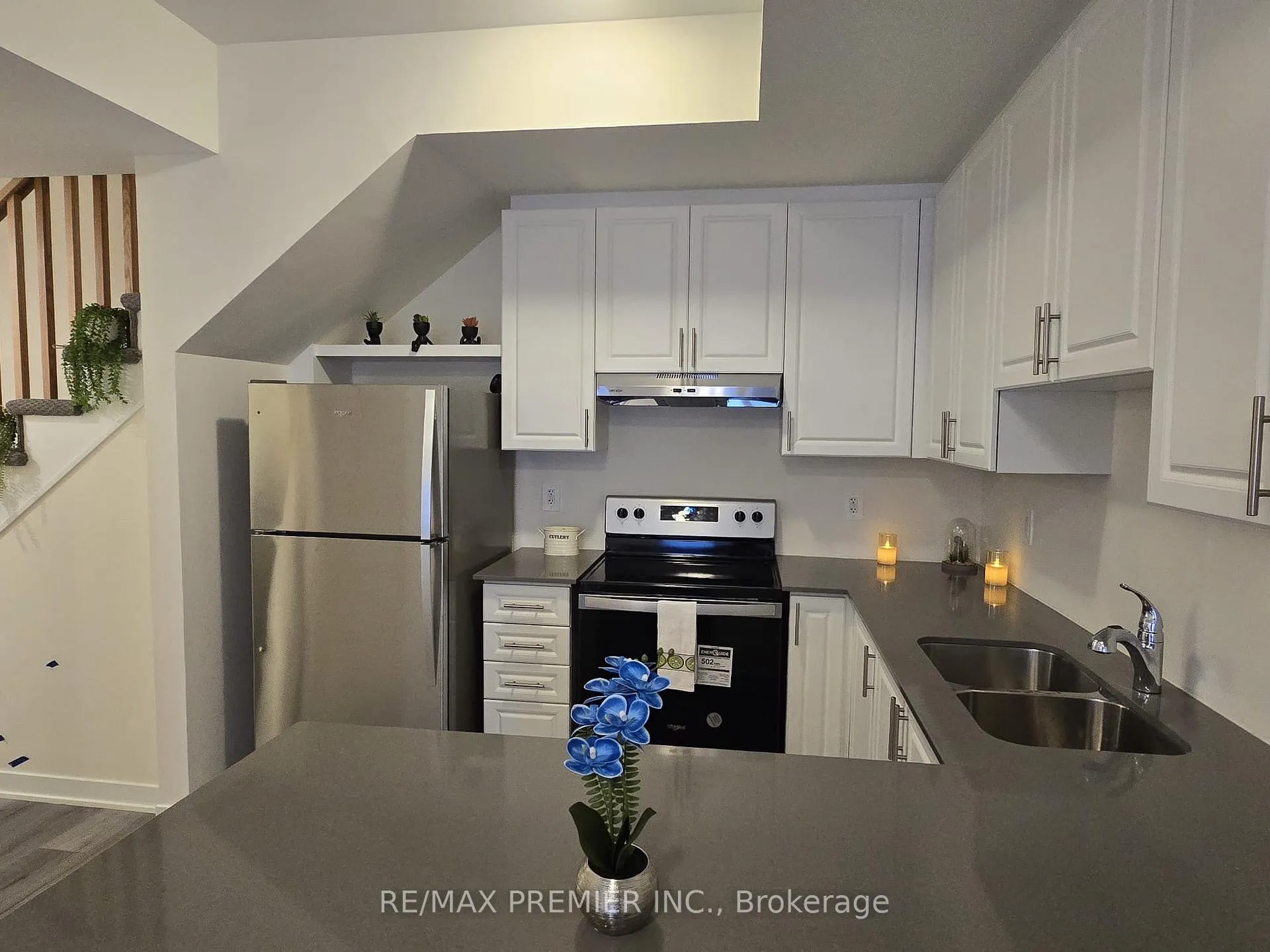 Photo 6 of Unit 325, 1695 Dersan Street, Pickering, Duffin Heights — HOMEH