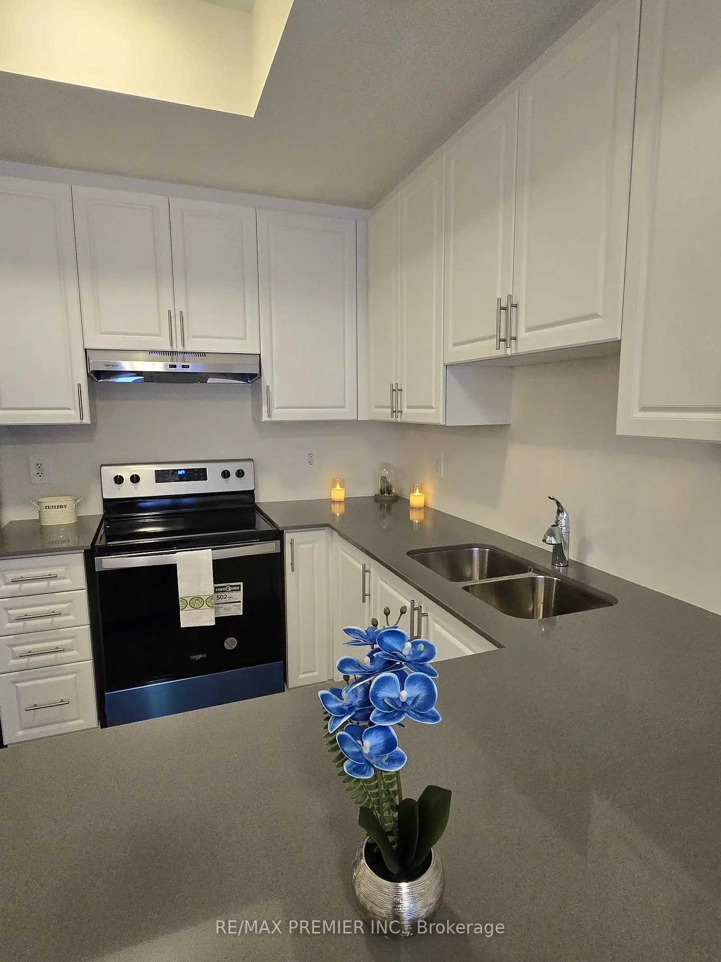 Photo 7 of Unit 325, 1695 Dersan Street, Pickering, Duffin Heights — HOMEH