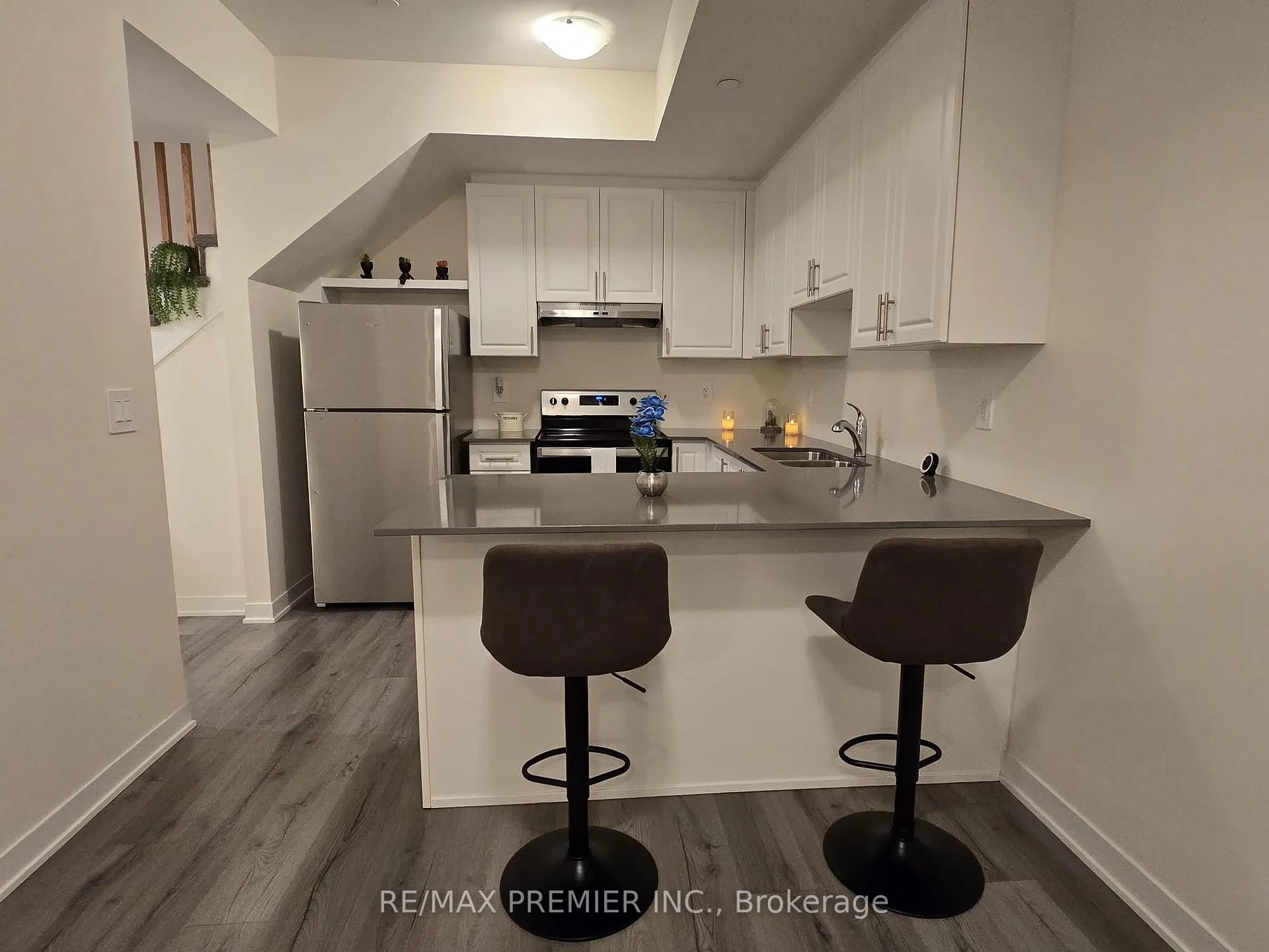 Photo 9 of Unit 325, 1695 Dersan Street, Pickering, Duffin Heights — HOMEH