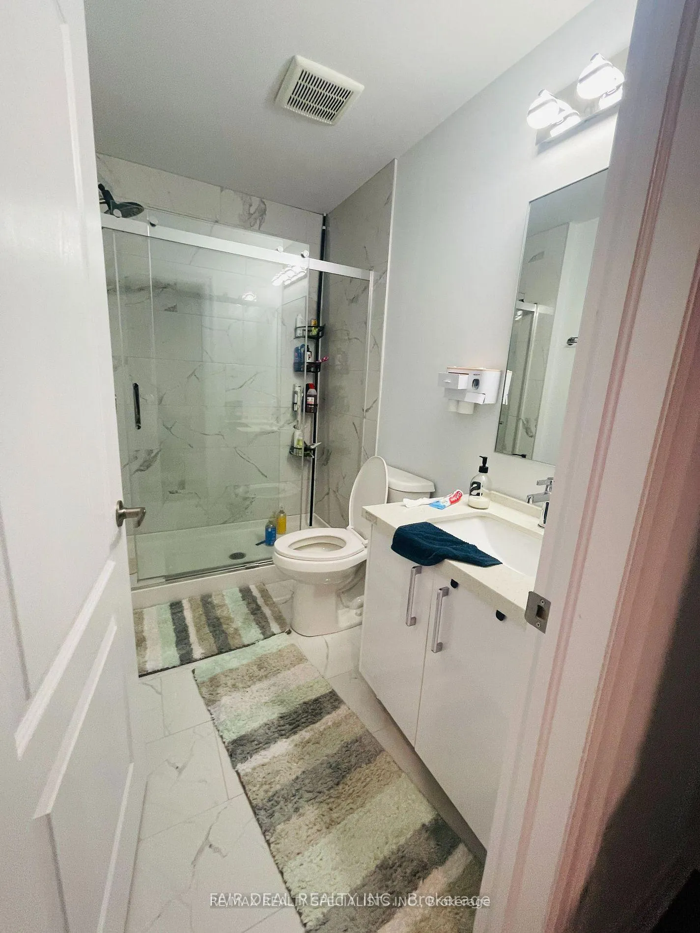 Photo 12 of Unit 11, 2610 Kettering Place, London, South U — HOMEH