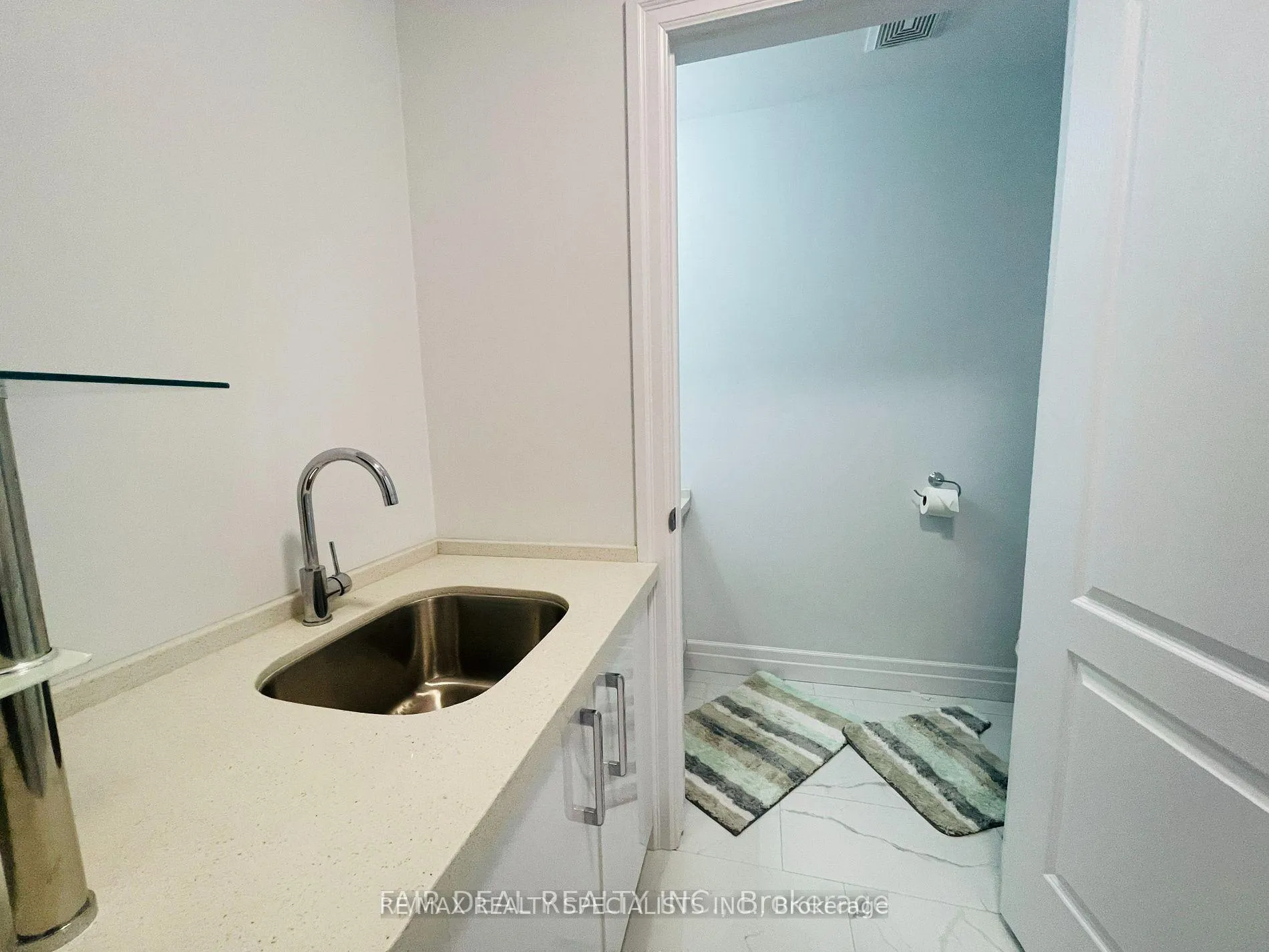 Photo 17 of Unit 11, 2610 Kettering Place, London, South U — HOMEH
