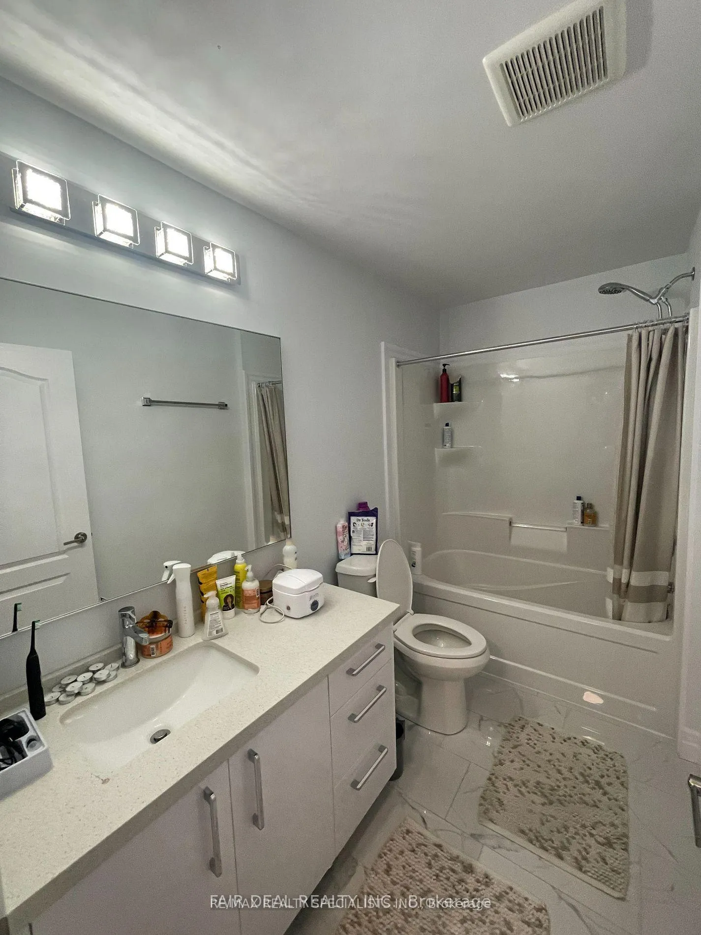 Photo 22 of Unit 11, 2610 Kettering Place, London, South U — HOMEH