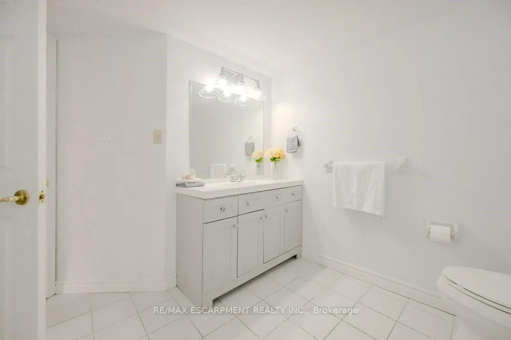 Photo 40 of Unit 302 (B), 67 Caroline Street, Hamilton, Durand — HOMEH