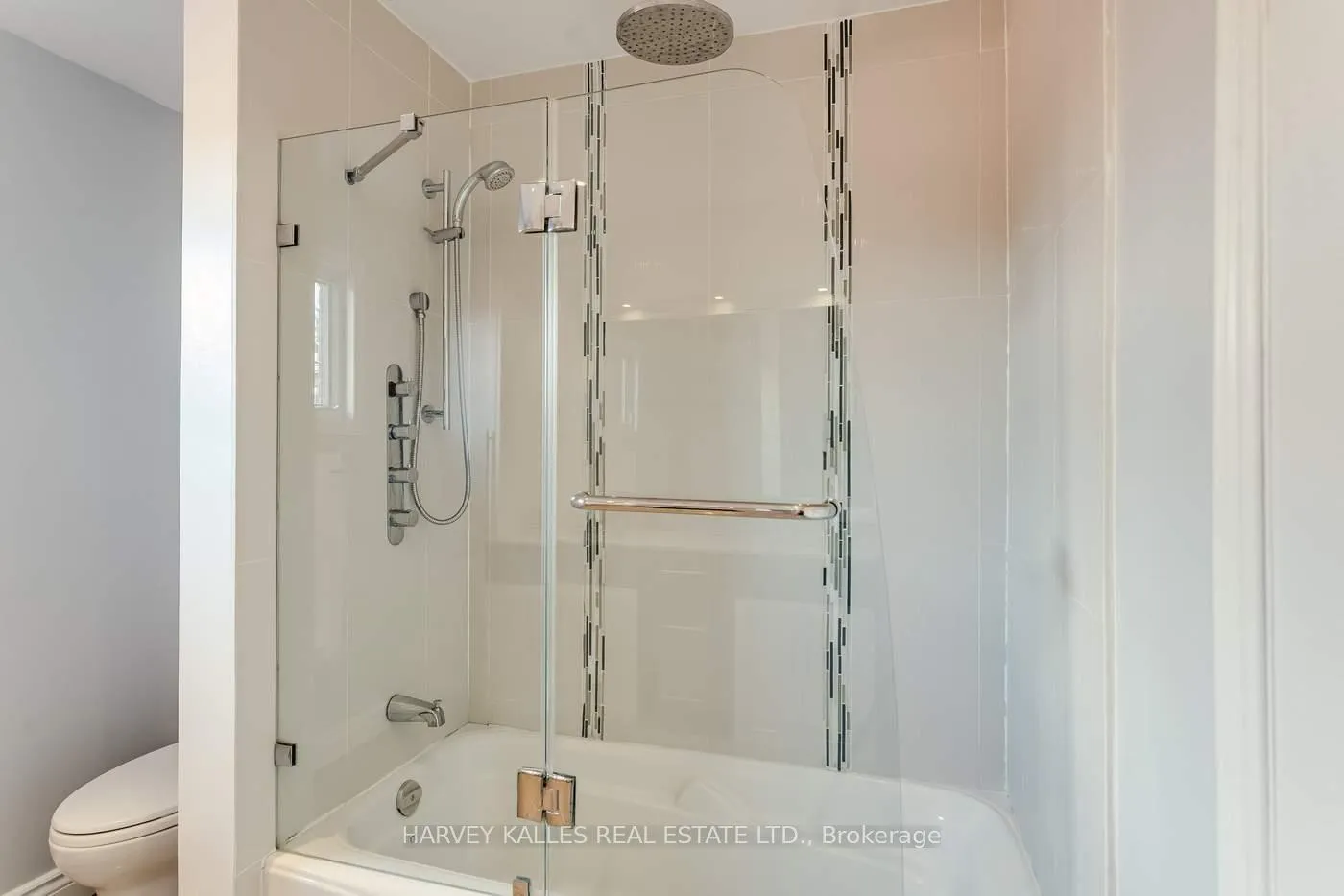 Photo 36 of 145 Franklin Avenue, Vaughan, Crestwood-Springfarm-Yorkhill — HOMEH