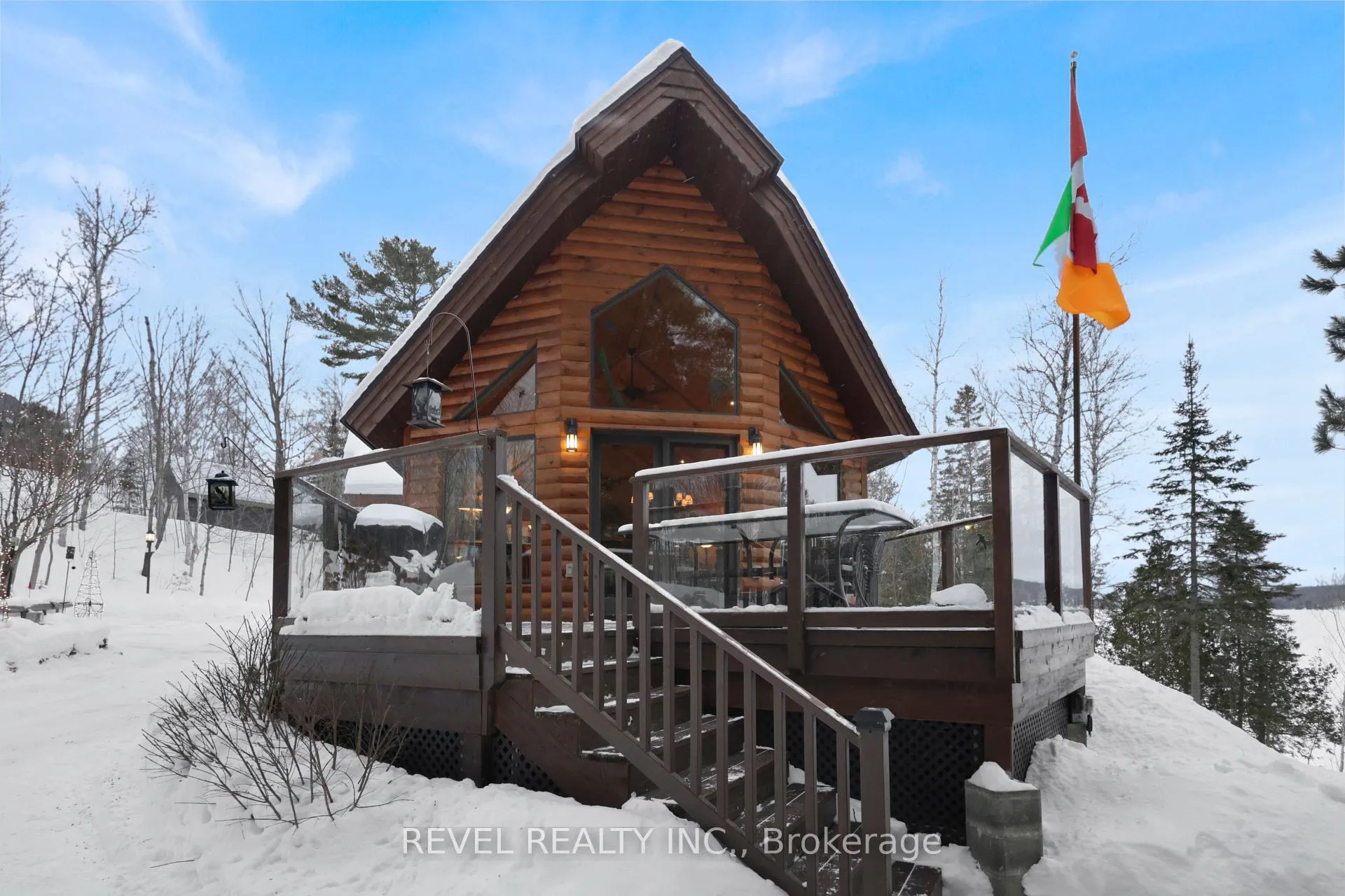 Photo 3 of 28 Beaver Pond Road, Elliot Lake, West — HOMEH