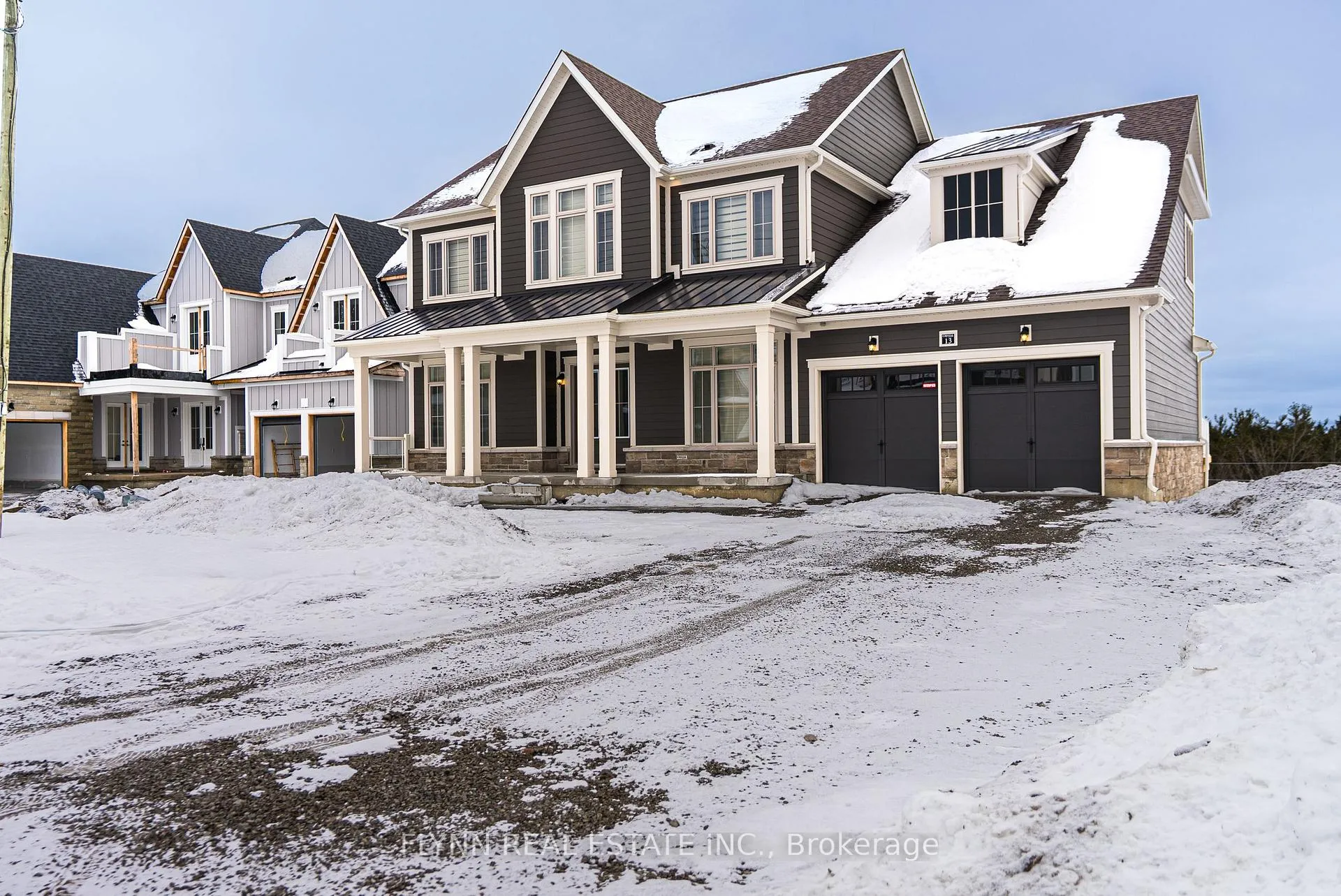 Photo 3 of 13 Aldwinckle Avenue, Oro-Medonte, Rural Oro-Medonte — HOMEH