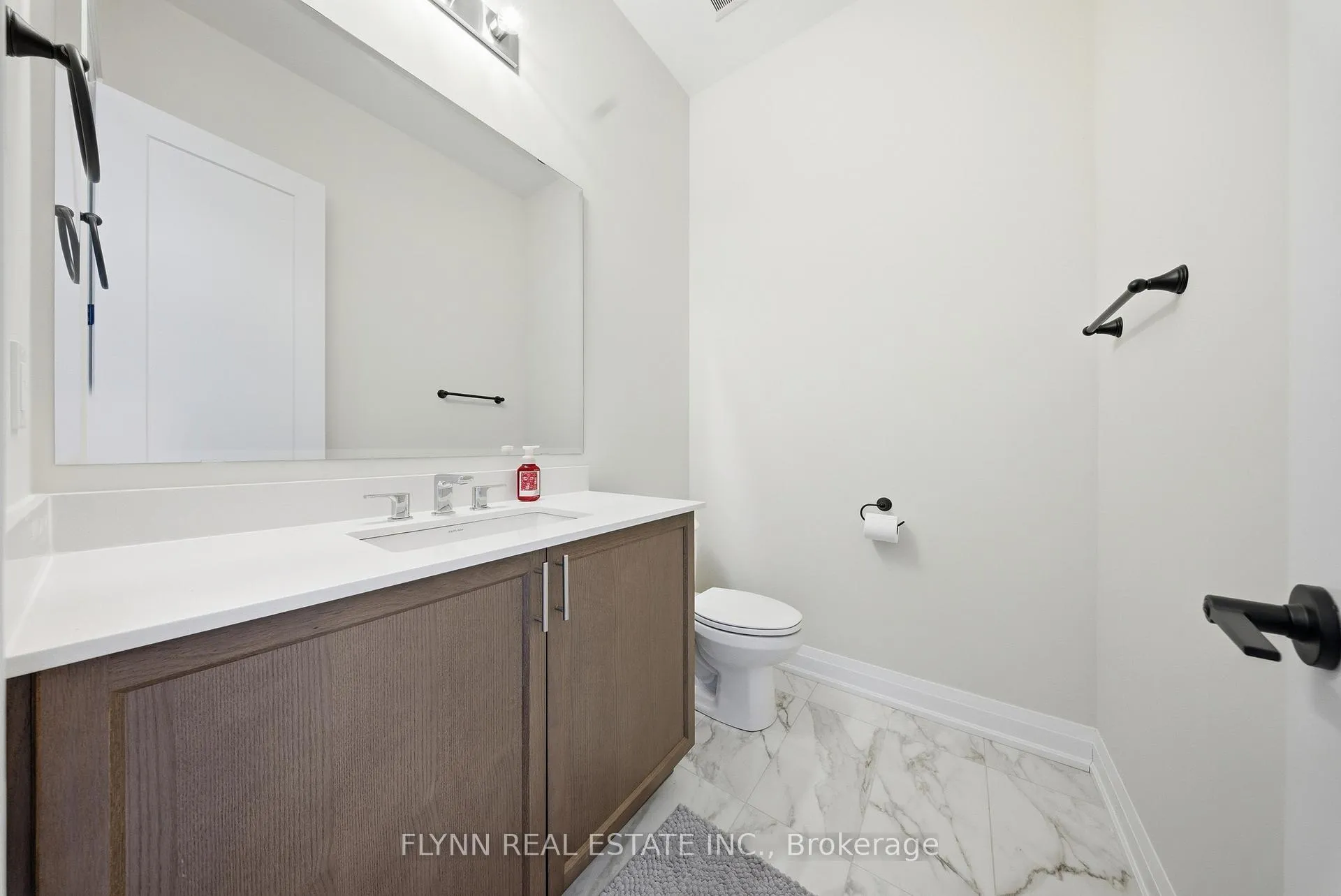 Photo 12 of 13 Aldwinckle Avenue, Oro-Medonte, Rural Oro-Medonte — HOMEH