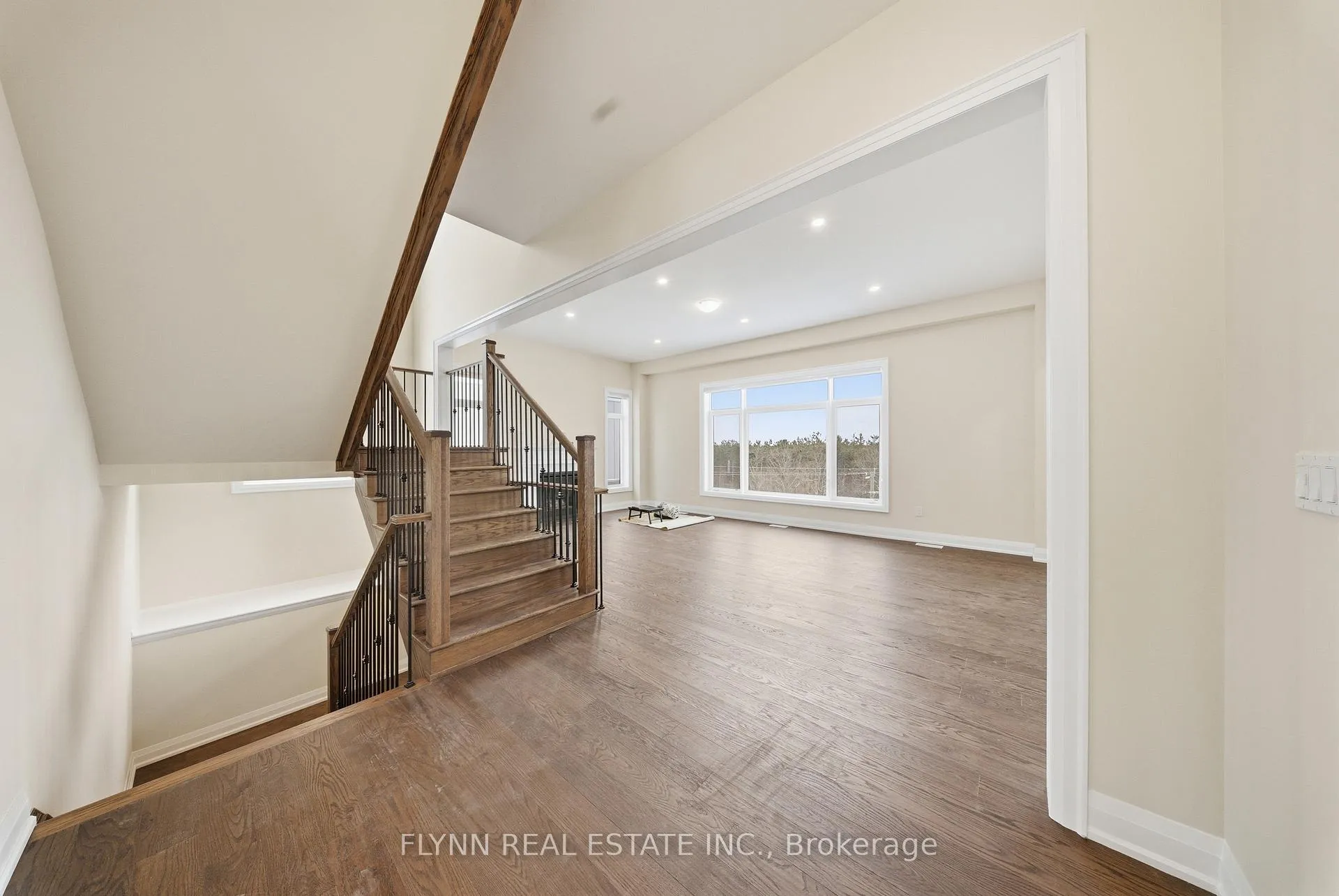Photo 13 of 13 Aldwinckle Avenue, Oro-Medonte, Rural Oro-Medonte — HOMEH