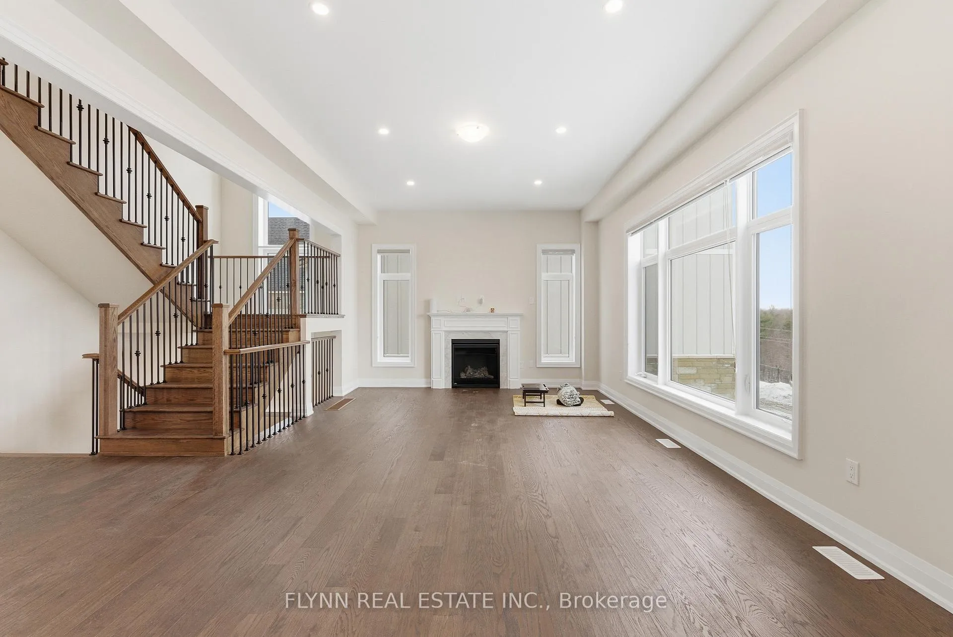 Photo 15 of 13 Aldwinckle Avenue, Oro-Medonte, Rural Oro-Medonte — HOMEH