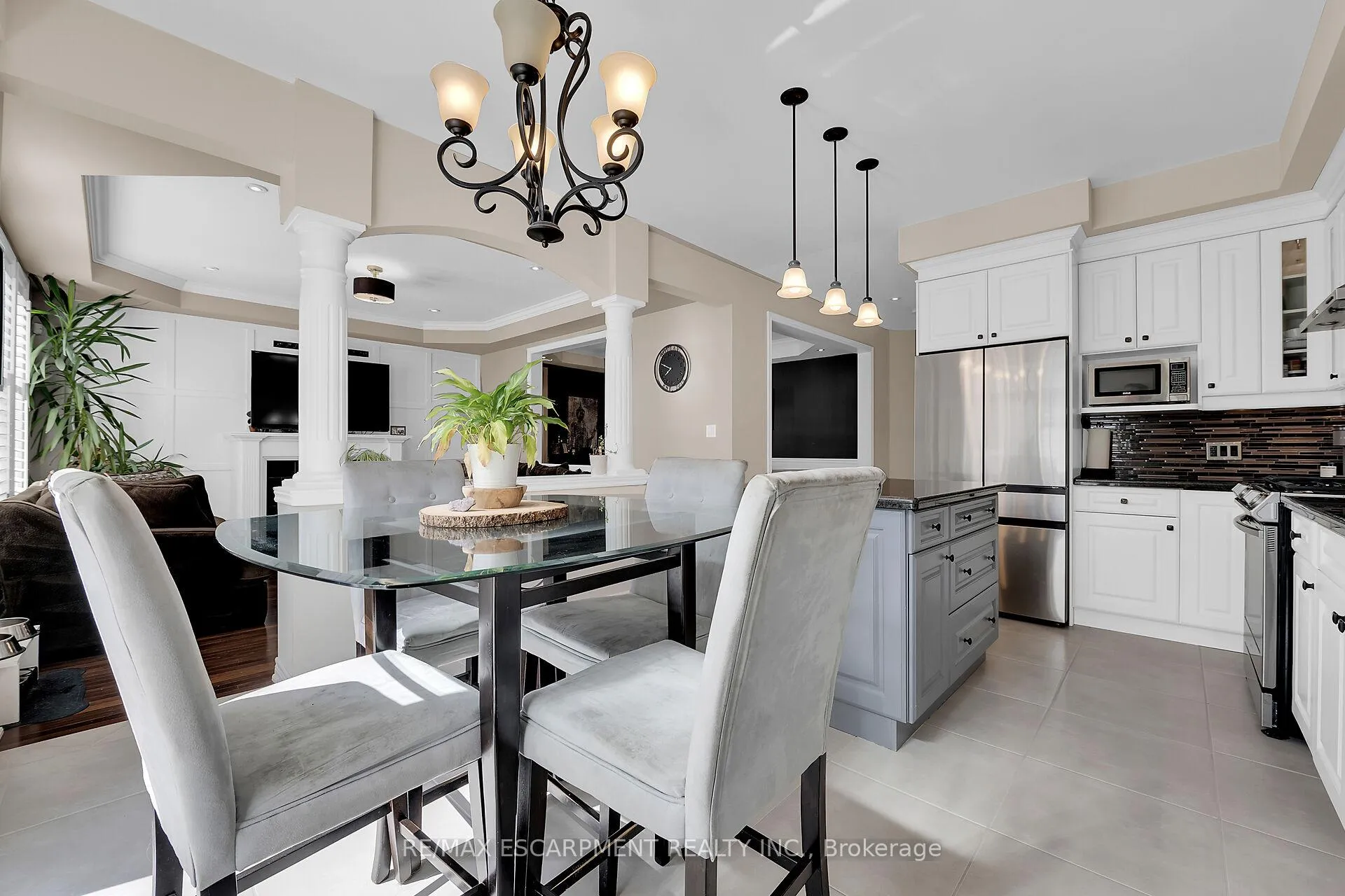 Photo 7 of 8 Chartwell Circle, Hamilton, Jerome — HOMEH