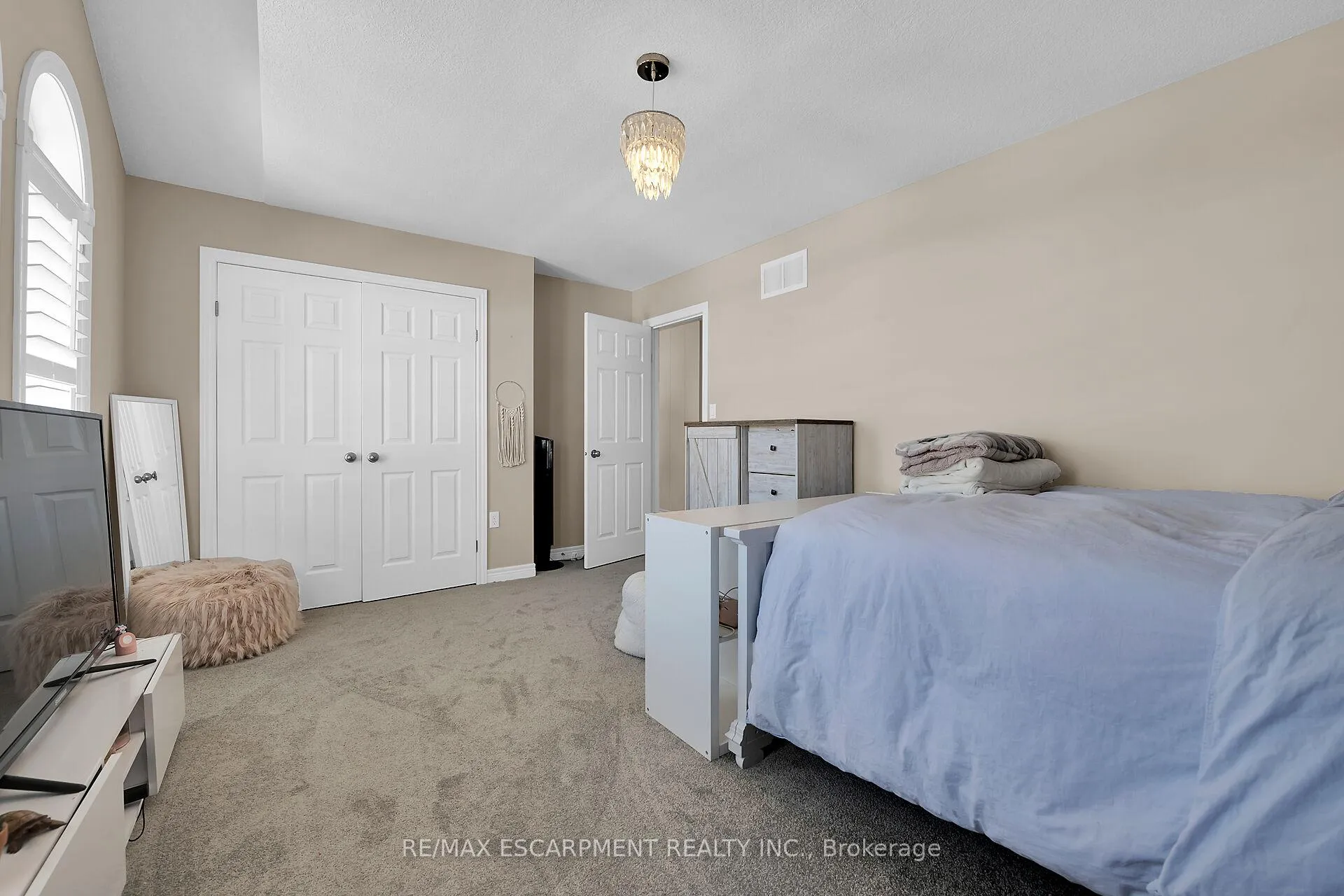 Photo 32 of 8 Chartwell Circle, Hamilton, Jerome — HOMEH