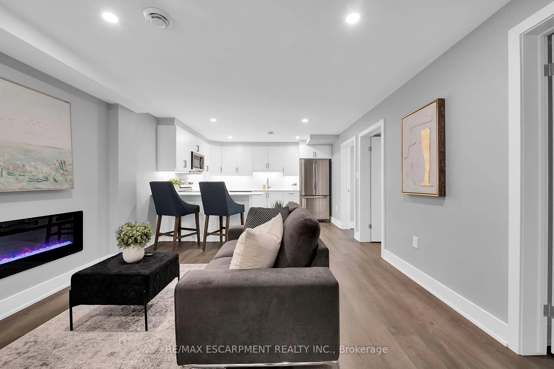 Photo 35 of 8 Chartwell Circle, Hamilton, Jerome — HOMEH