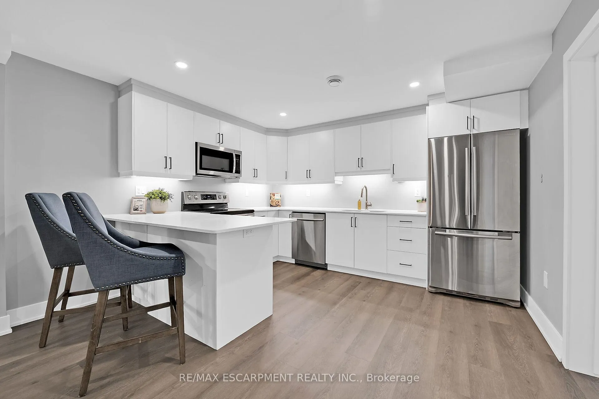 Photo 38 of 8 Chartwell Circle, Hamilton, Jerome — HOMEH