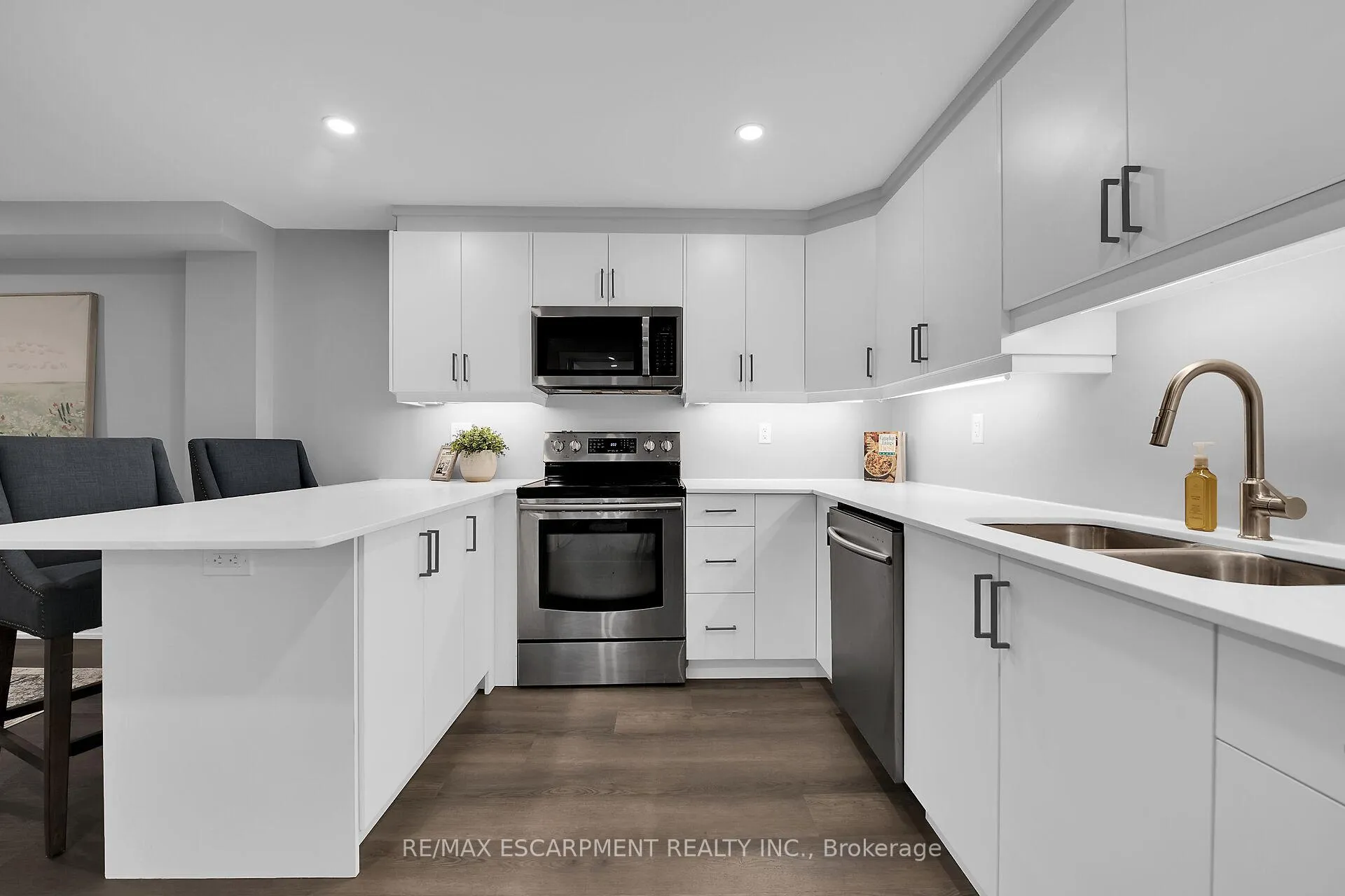 Photo 39 of 8 Chartwell Circle, Hamilton, Jerome — HOMEH