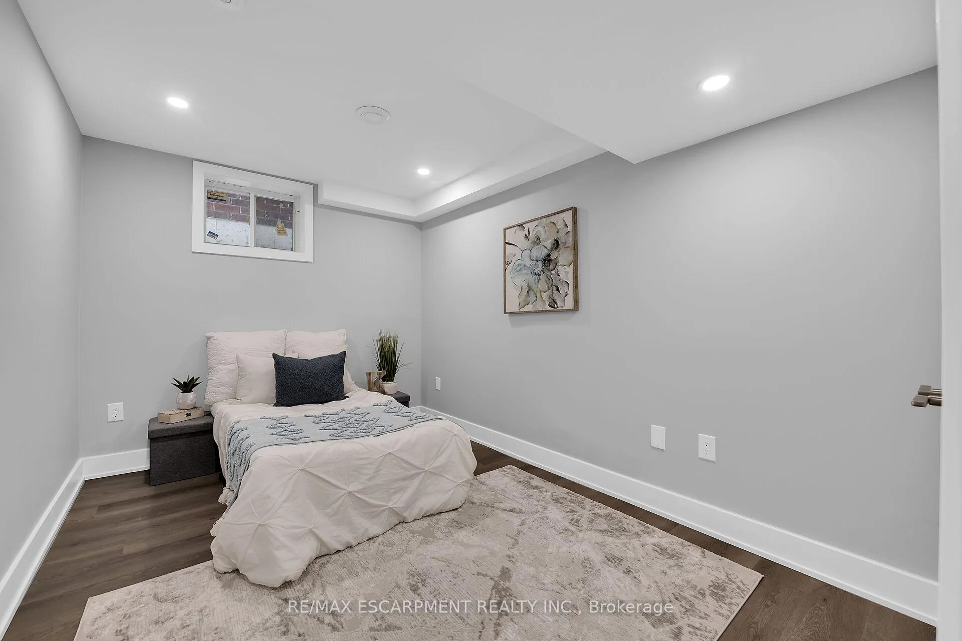 Photo 41 of 8 Chartwell Circle, Hamilton, Jerome — HOMEH