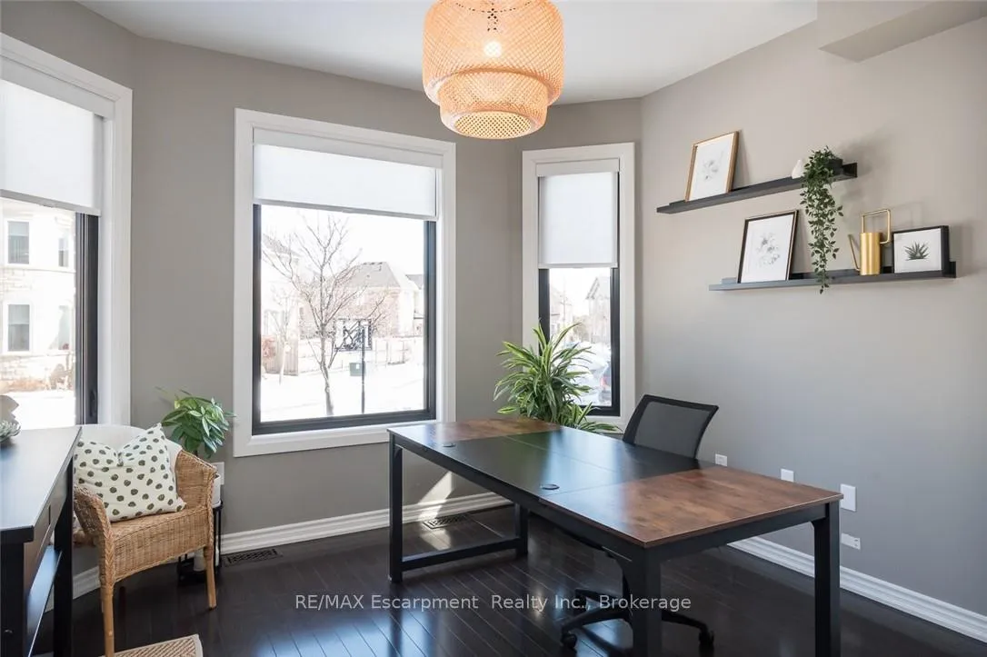 Photo 9 of 351 Wettlaufer Terrace, Milton, Scott — HOMEH