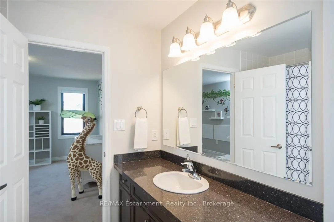 Photo 36 of 351 Wettlaufer Terrace, Milton, Scott — HOMEH