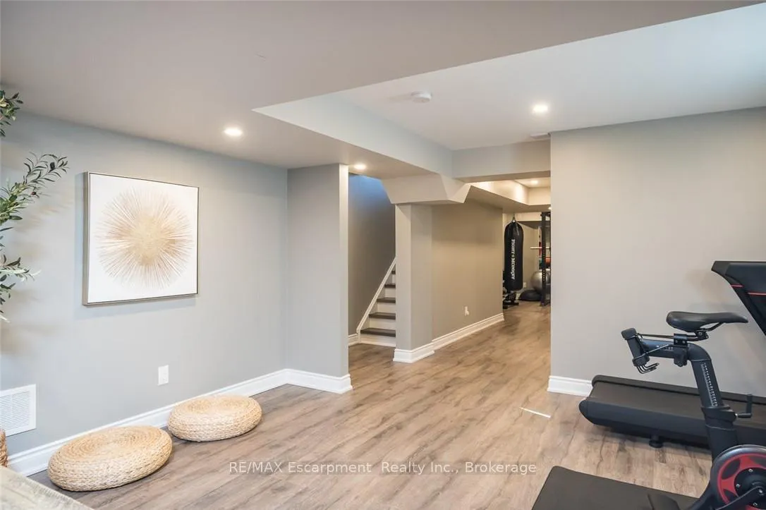 Photo 38 of 351 Wettlaufer Terrace, Milton, Scott — HOMEH