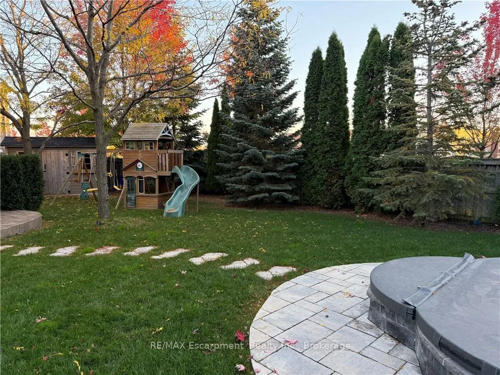 Photo 49 of 351 Wettlaufer Terrace, Milton, Scott — HOMEH