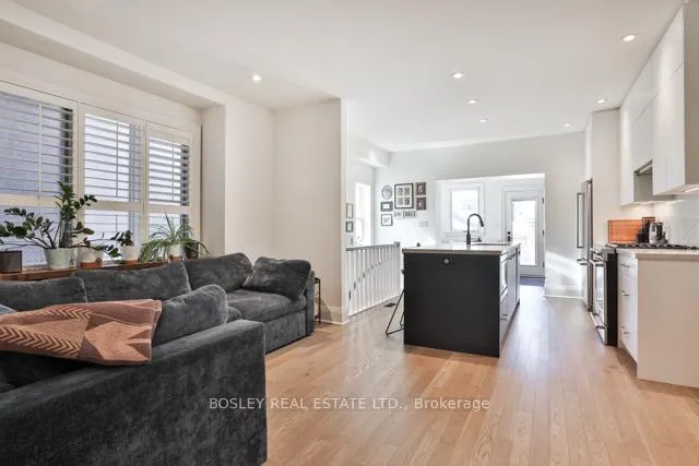 Photo 6 of 98 Hampton Avenue, Toronto, North Riverdale — HOMEH