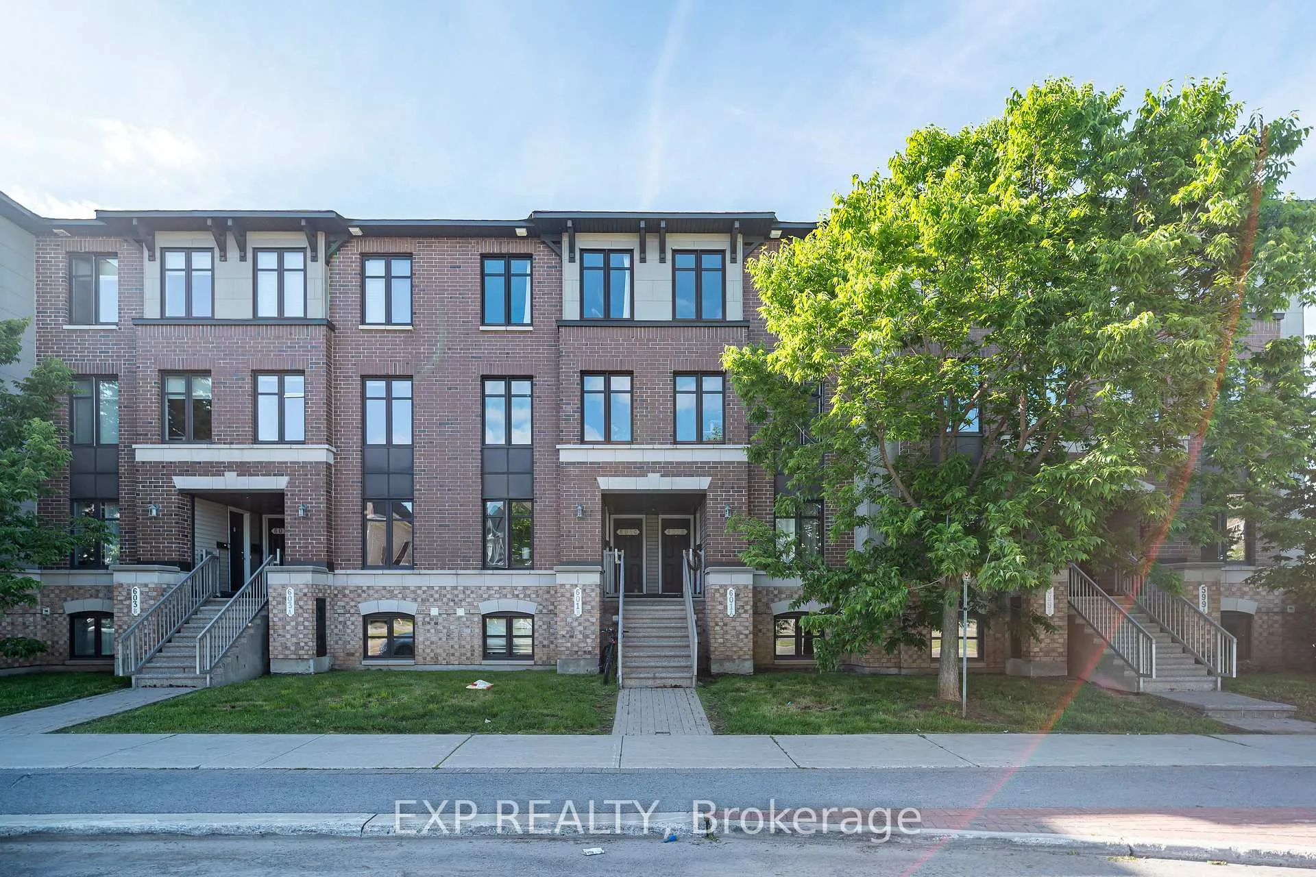Front of Unit A, 601 Chapman Mills Drive