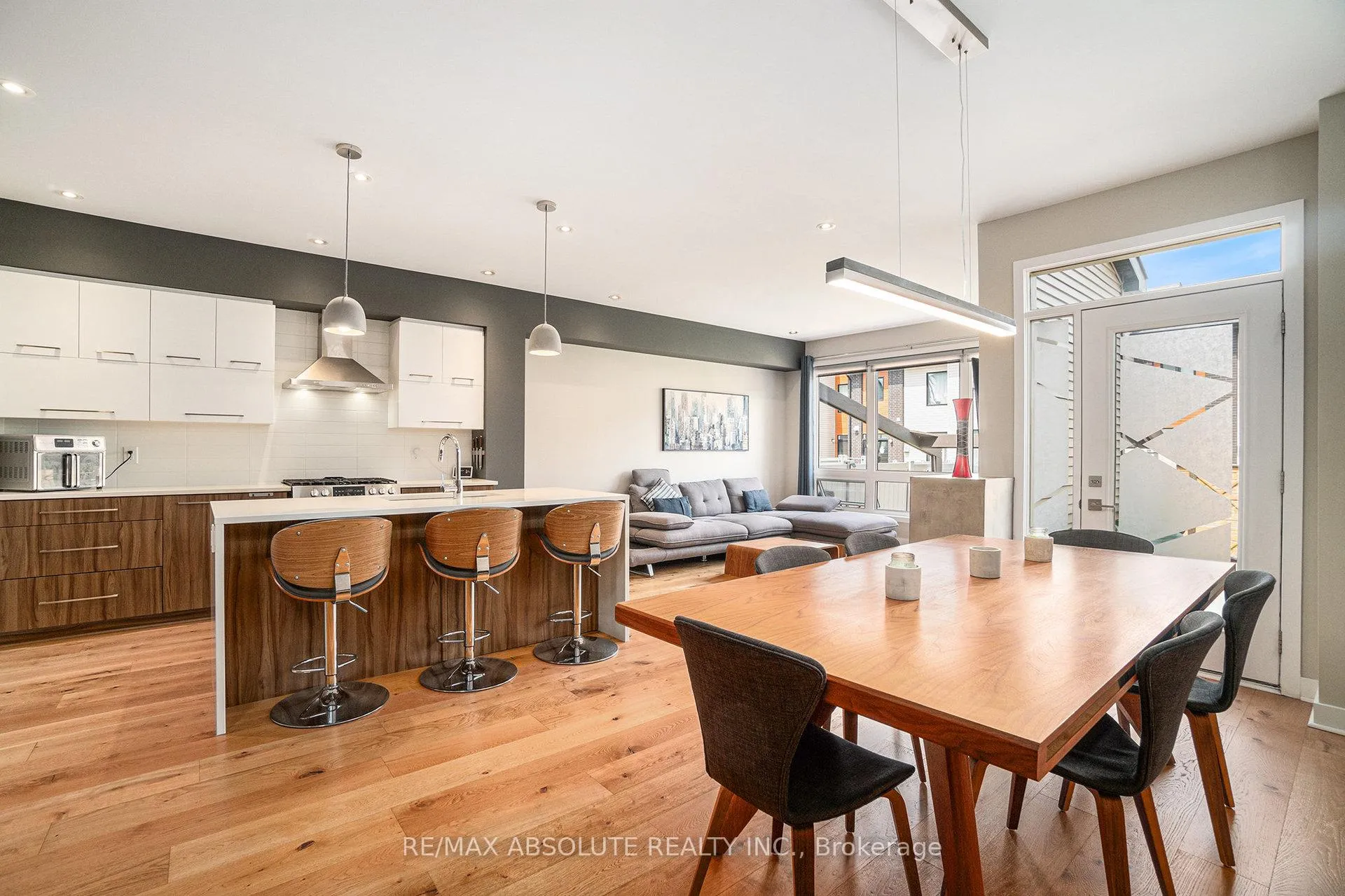 Photo 5 of 560 Triangle Street, Ottawa, Kanata - Emerald Meadows/Trailwest — HOMEH