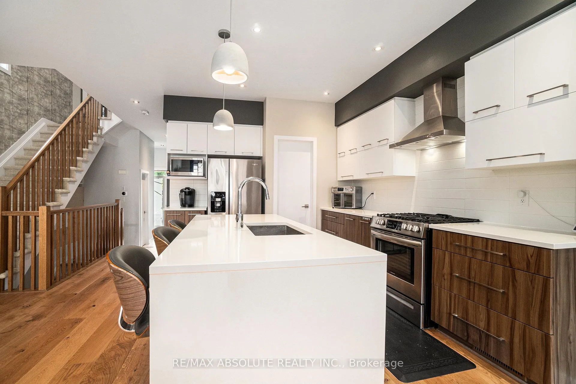 Photo 8 of 560 Triangle Street, Ottawa, Kanata - Emerald Meadows/Trailwest — HOMEH