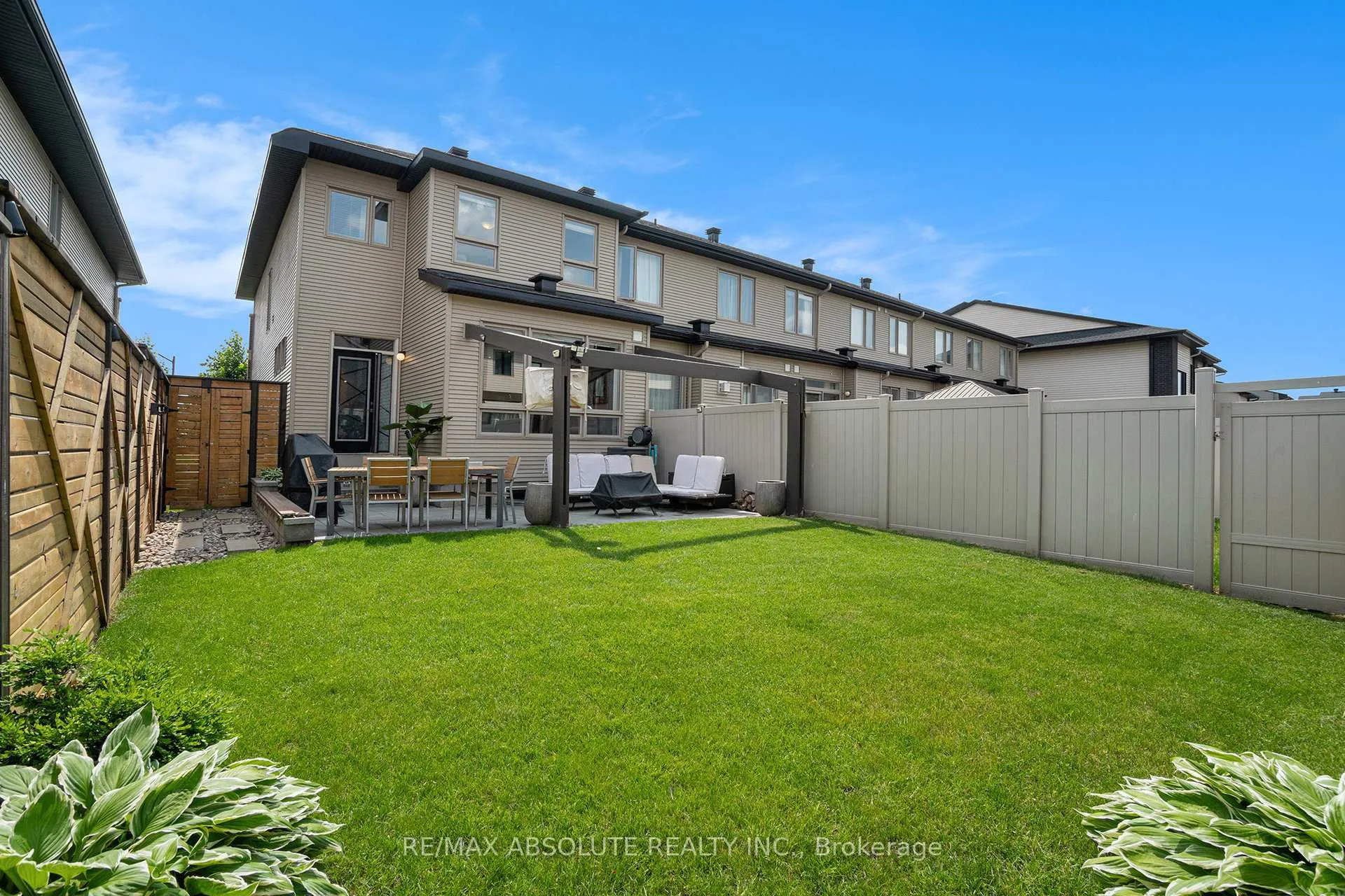 Photo 26 of 560 Triangle Street, Ottawa, Kanata - Emerald Meadows/Trailwest — HOMEH