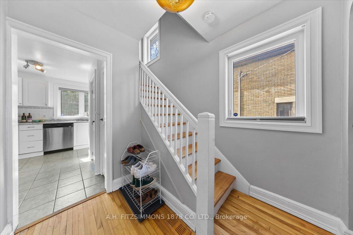 Photo 5 of 130 Blackburn Avenue, Ottawa, Sandy Hill — HOMEH