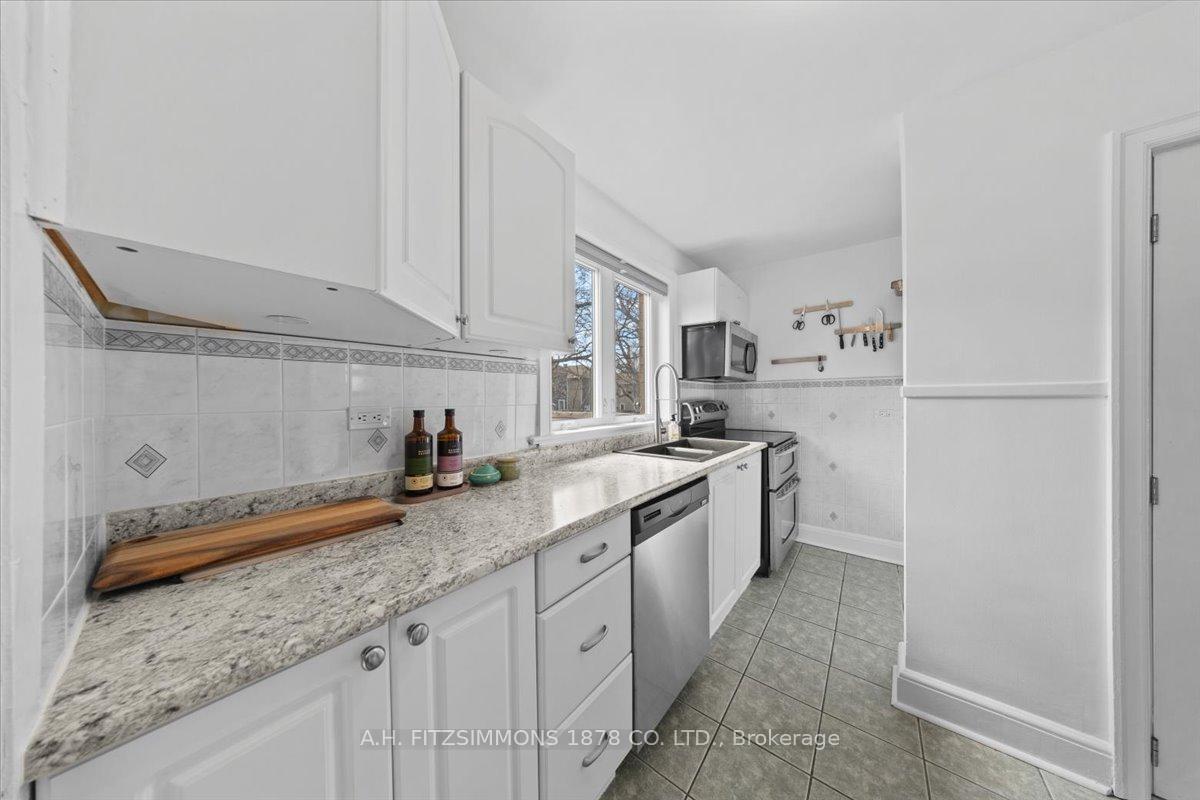 Photo 14 of 130 Blackburn Avenue, Ottawa, Sandy Hill — HOMEH