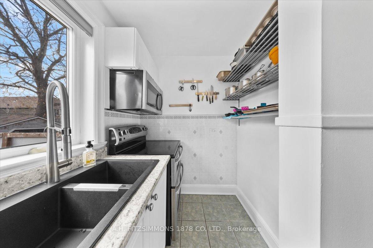 Photo 15 of 130 Blackburn Avenue, Ottawa, Sandy Hill — HOMEH