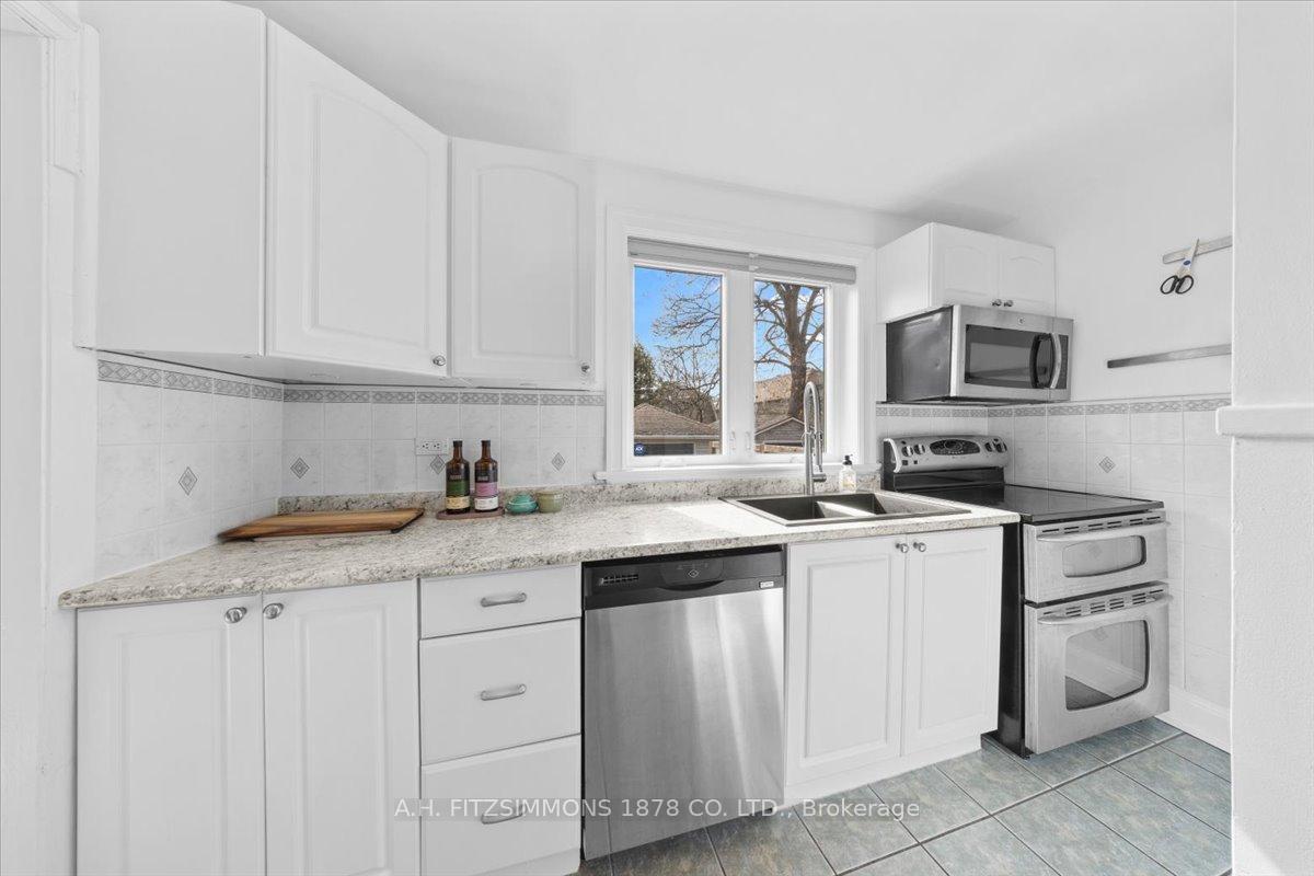 Photo 18 of 130 Blackburn Avenue, Ottawa, Sandy Hill — HOMEH