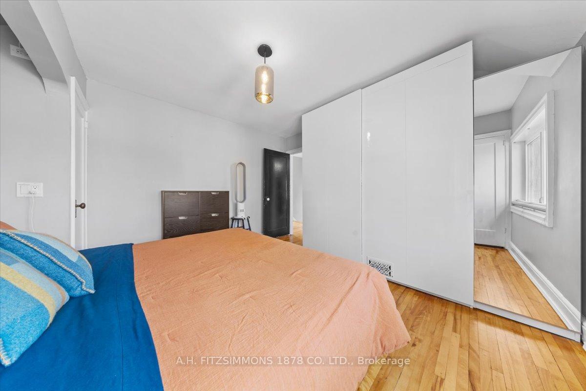 Photo 23 of 130 Blackburn Avenue, Ottawa, Sandy Hill — HOMEH