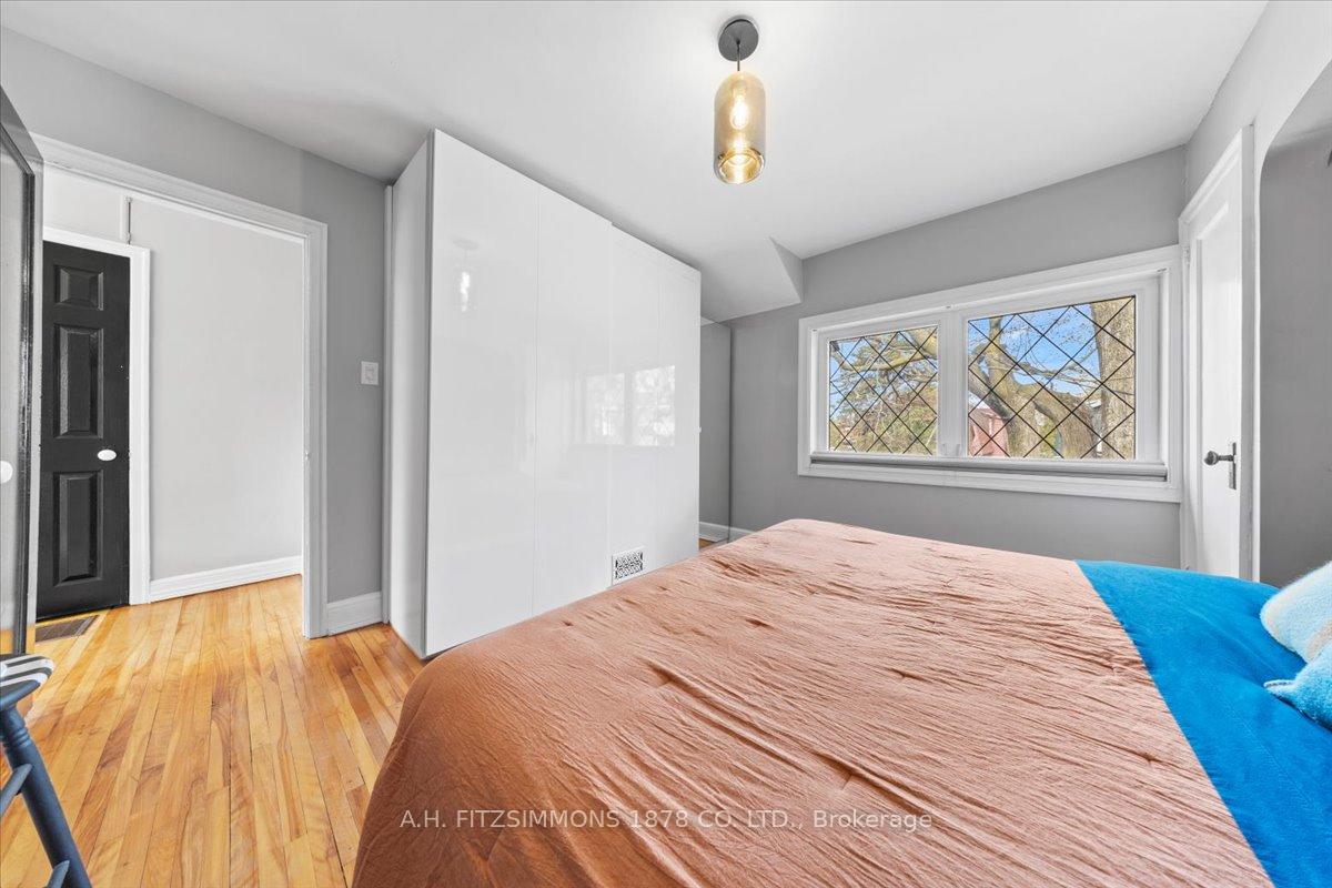 Photo 24 of 130 Blackburn Avenue, Ottawa, Sandy Hill — HOMEH