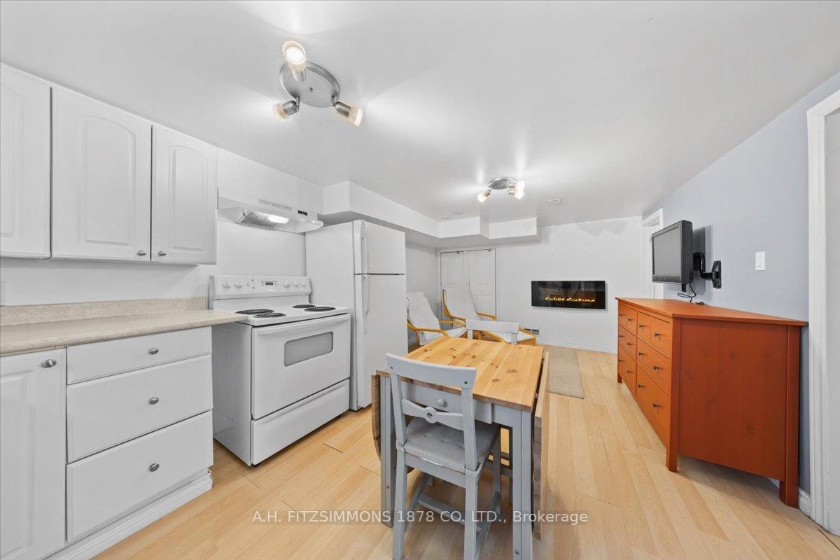 Photo 32 of 130 Blackburn Avenue, Ottawa, Sandy Hill — HOMEH