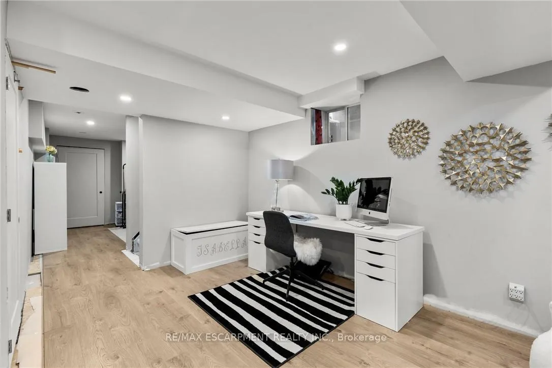 Photo 36 of 136 Hatt Court, Milton, Ford — HOMEH