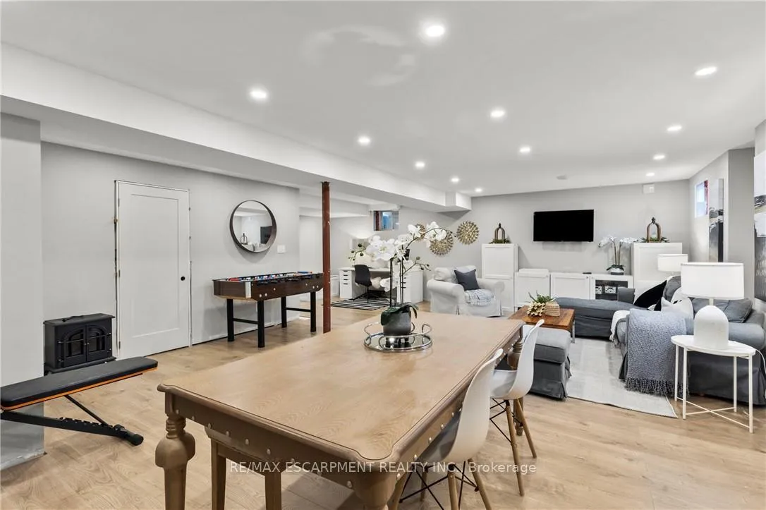 Photo 41 of 136 Hatt Court, Milton, Ford — HOMEH