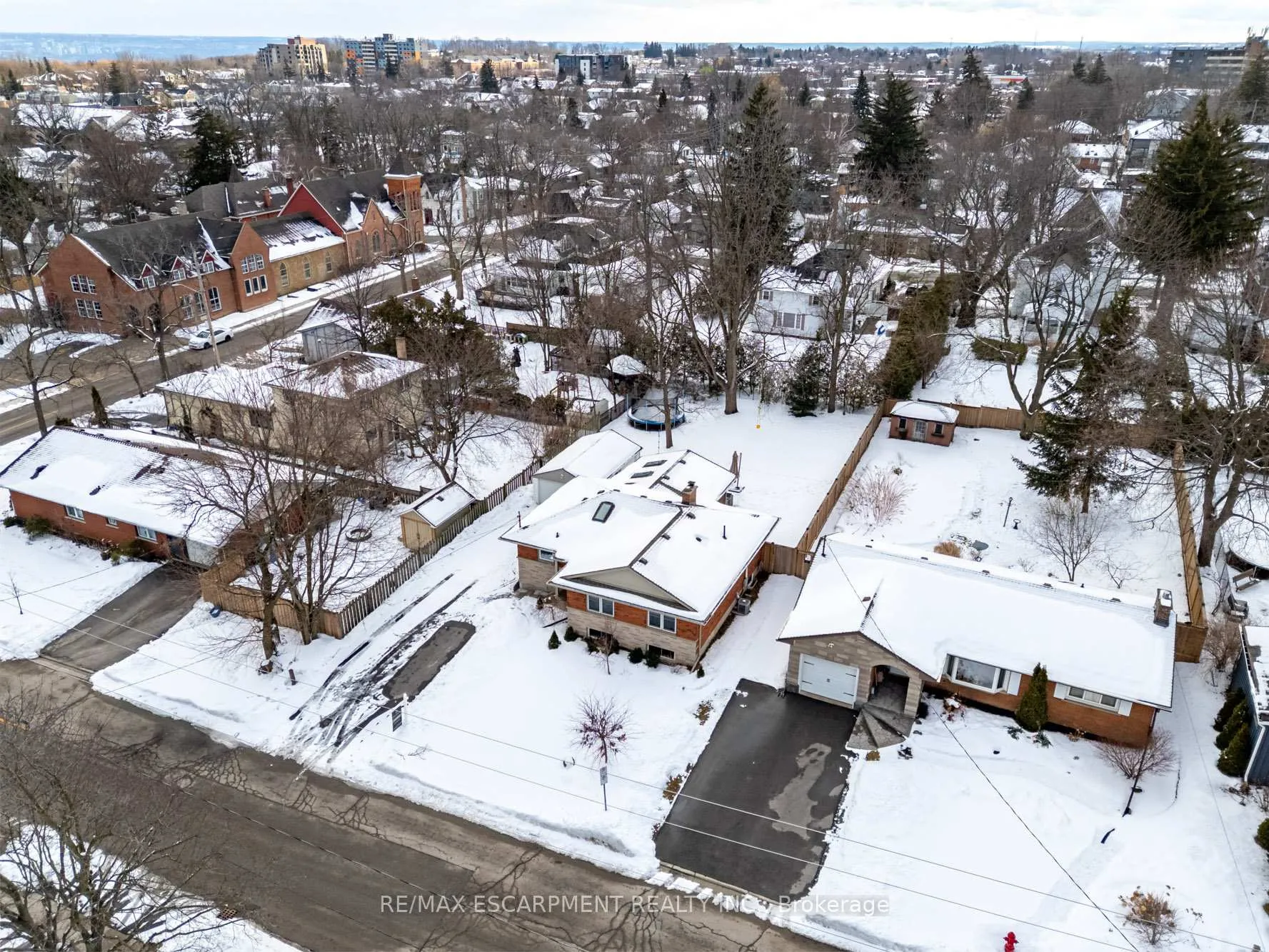 Photo 47 of 21 Victoria Street, Hamilton, Waterdown — HOMEH