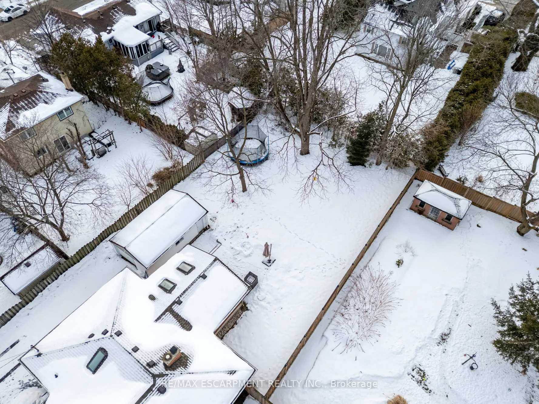 Photo 48 of 21 Victoria Street, Hamilton, Waterdown — HOMEH