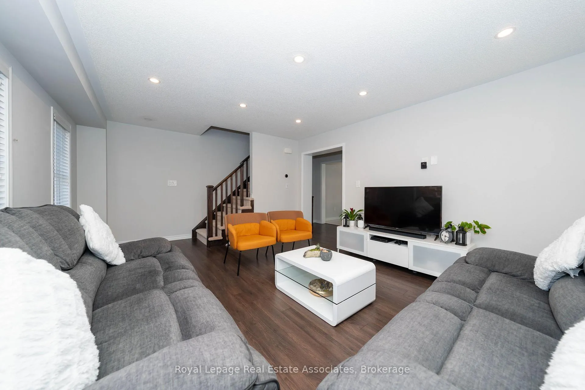 Photo 8 of 111 Gore Court, Milton, Ford — HOMEH