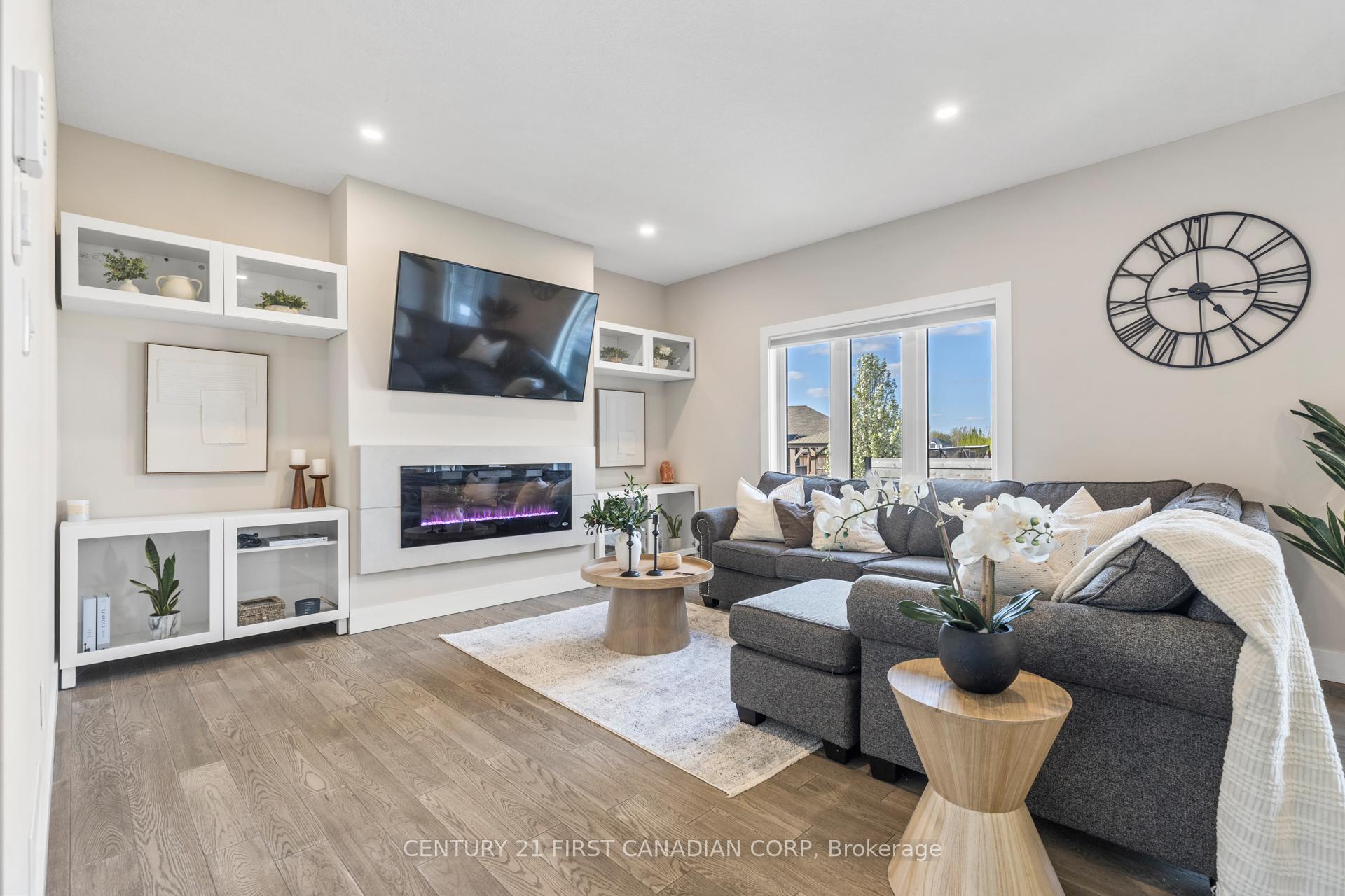 Photo 9 of 134 Spencer Avenue, Lucan Biddulph, Lucan — HOMEH