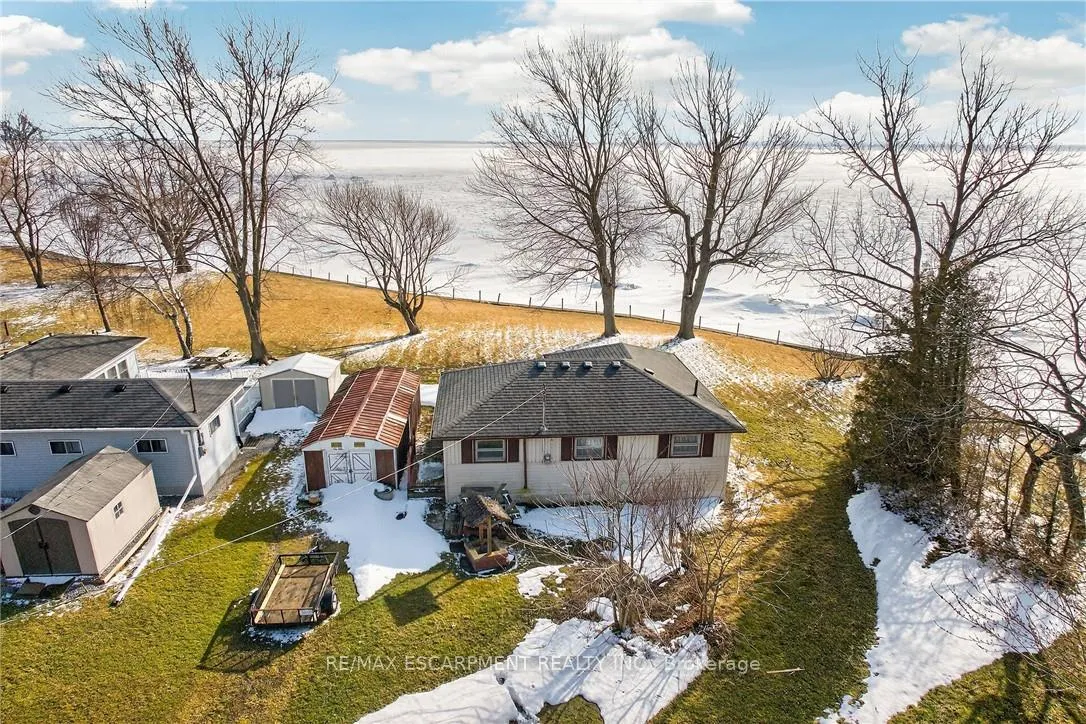 Photo 1 of 3076 Lakeshore Road, Haldimand, Dunnville — HOMEH