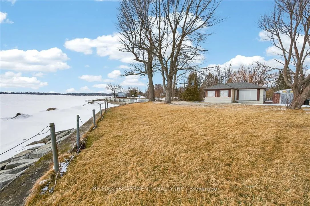 Photo 5 of 3076 Lakeshore Road, Haldimand, Dunnville — HOMEH
