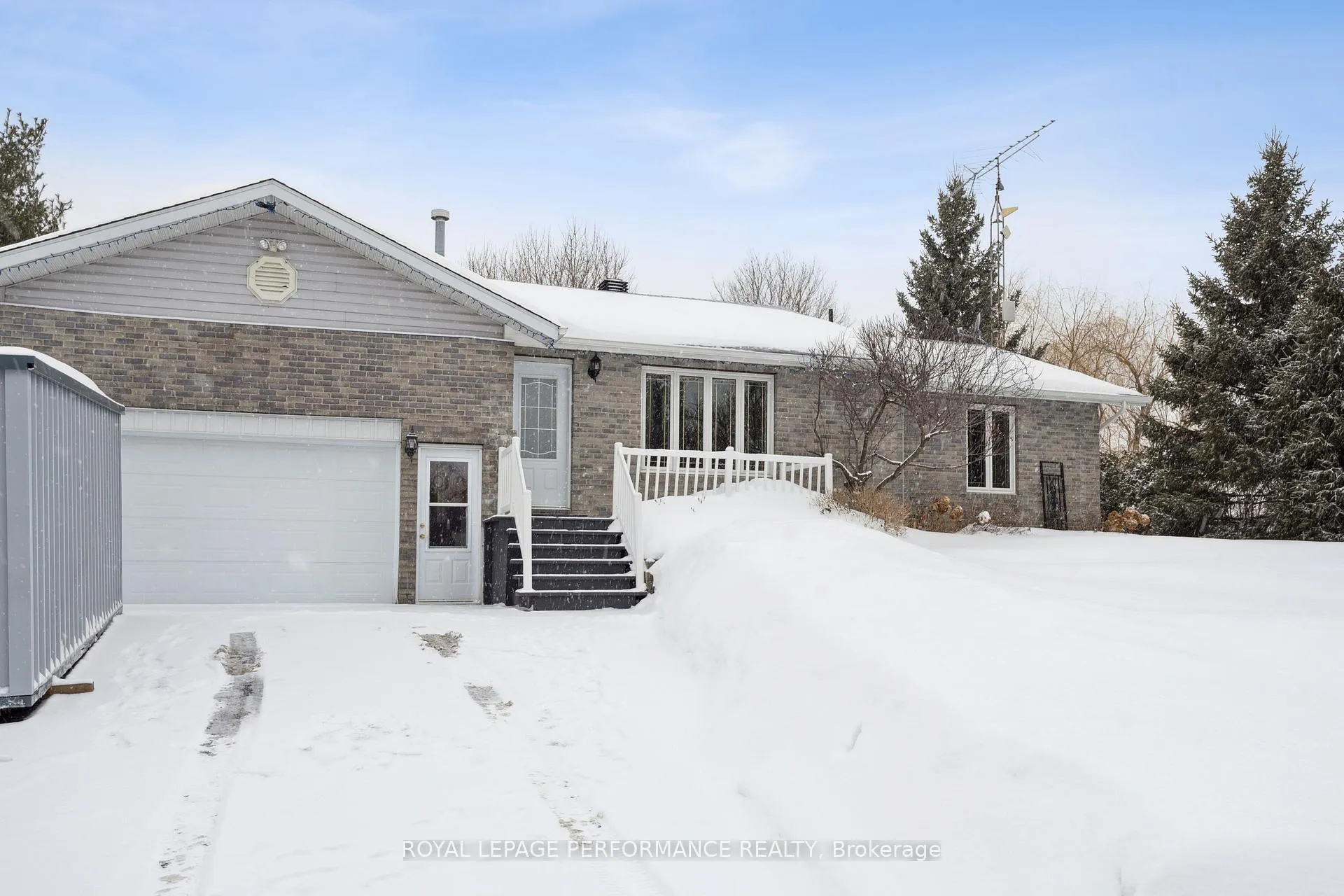 Front of 19644 Marcoux Road