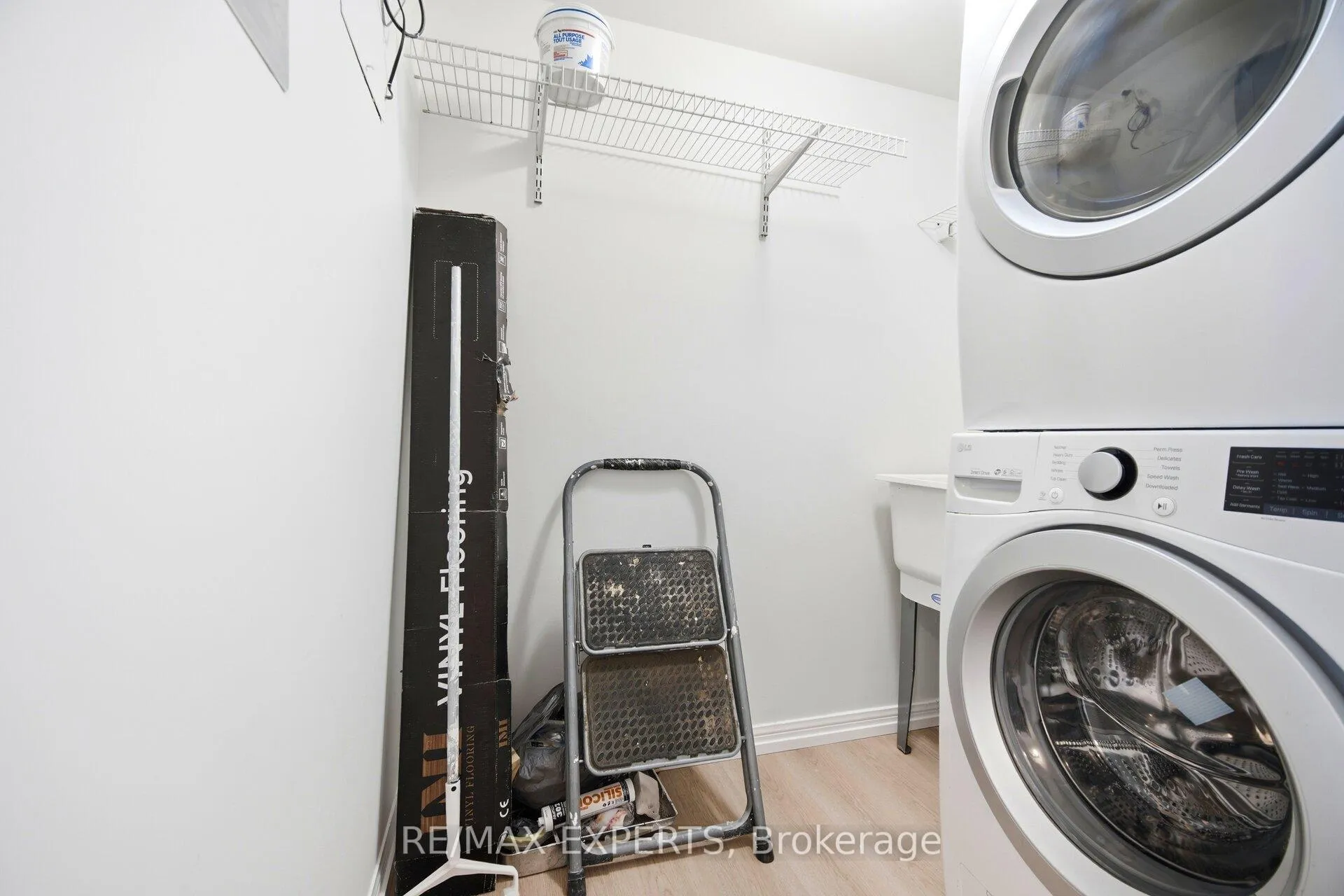 Photo 25 of Unit 313, 2504 Rutherford Road, Vaughan, Maple — HOMEH