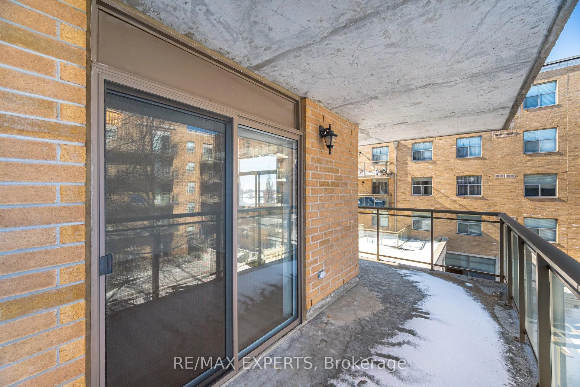 Photo 27 of Unit 313, 2504 Rutherford Road, Vaughan, Maple — HOMEH