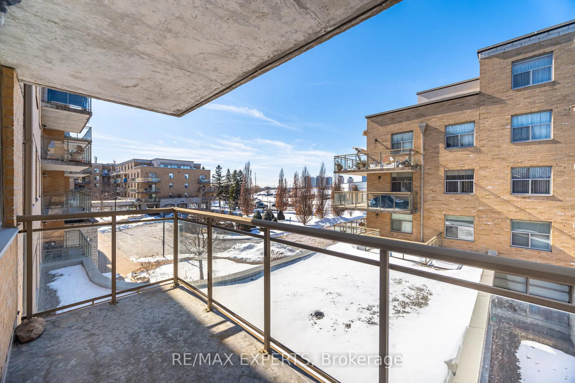 Photo 30 of Unit 313, 2504 Rutherford Road, Vaughan, Maple — HOMEH