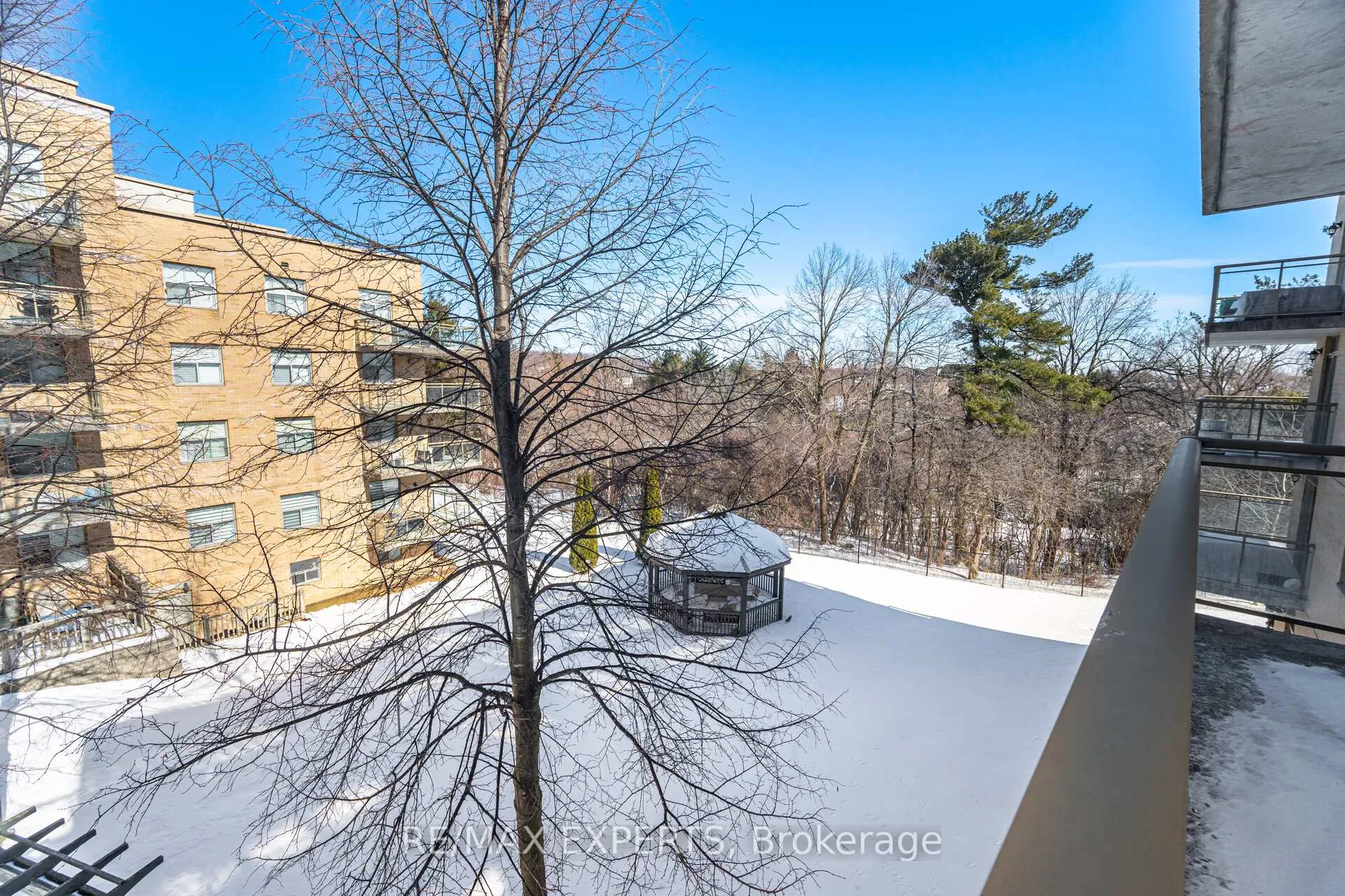 Photo 32 of Unit 313, 2504 Rutherford Road, Vaughan, Maple — HOMEH