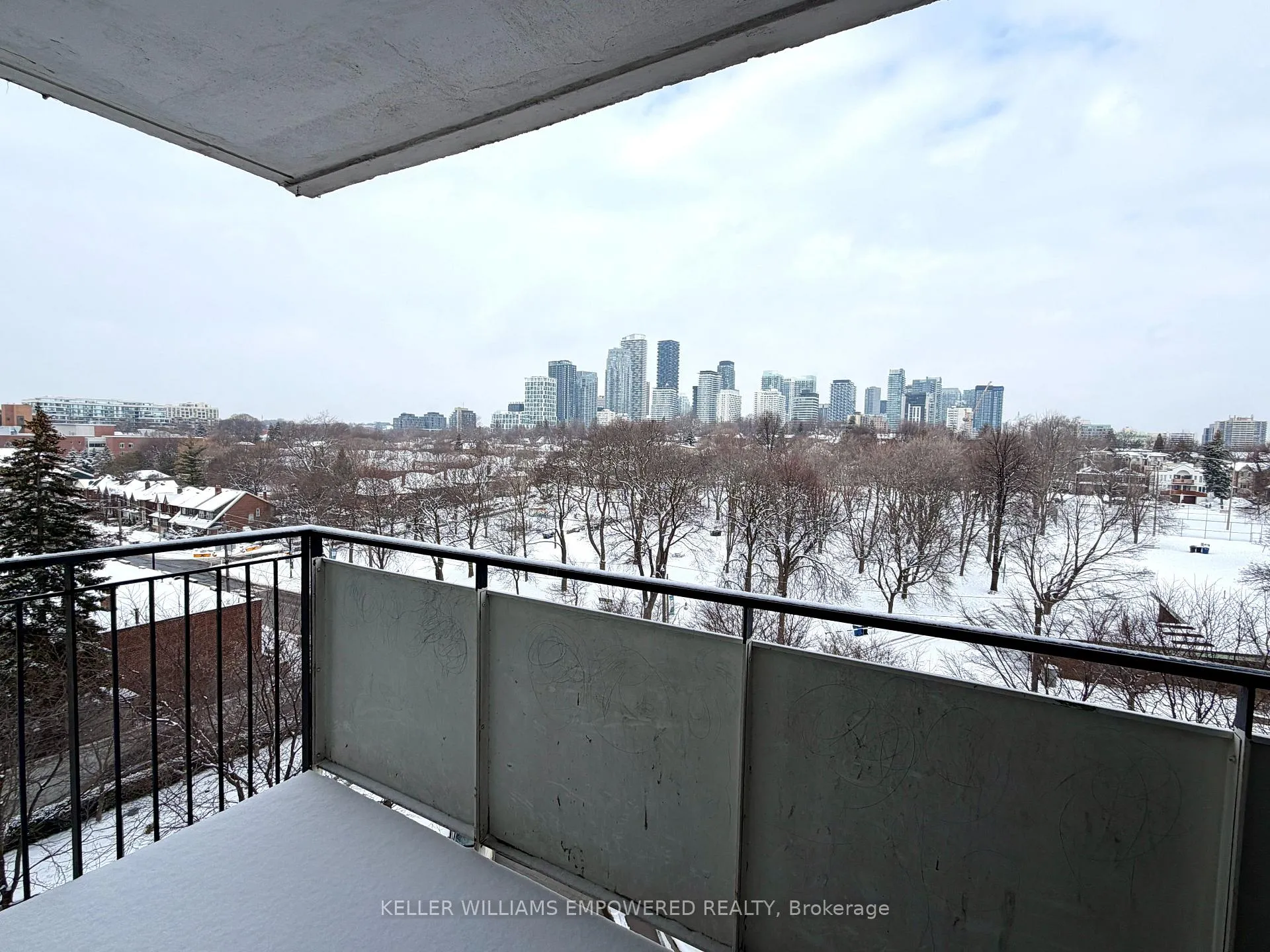 Photo 12 of Unit 710, 225 Davisville Avenue, Toronto, Mount Pleasant West — HOMEH