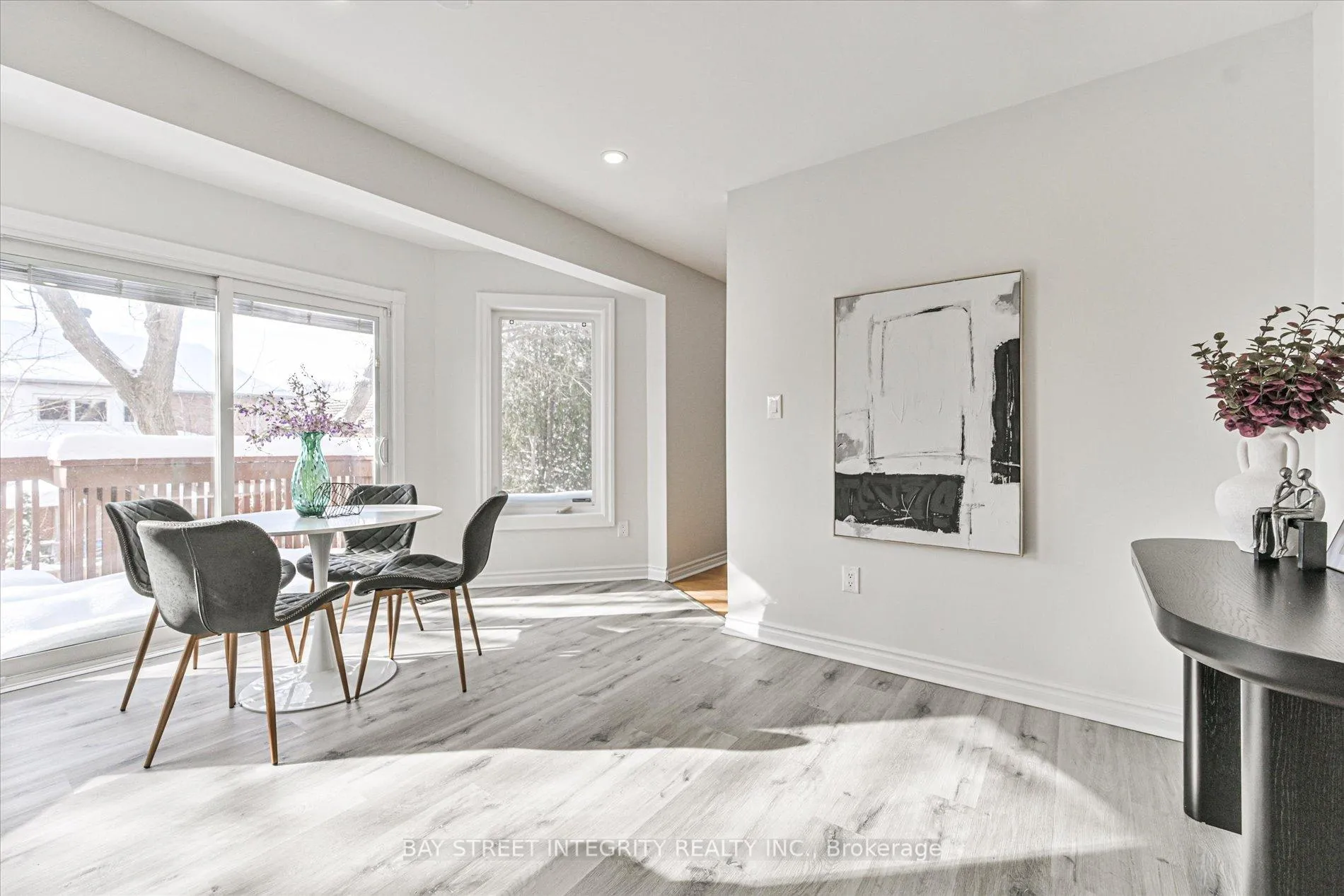 Photo 16 of 28 Carnforth Drive, Markham, Unionville — HOMEH